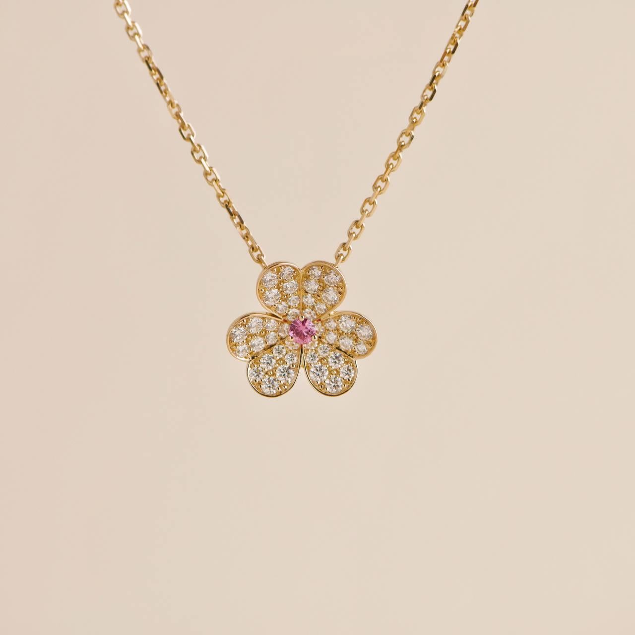 Brilliant Cut Van Cleef & Arpels Frivole Flower Diamond Pink Sapphire Pendant Necklace For Sale