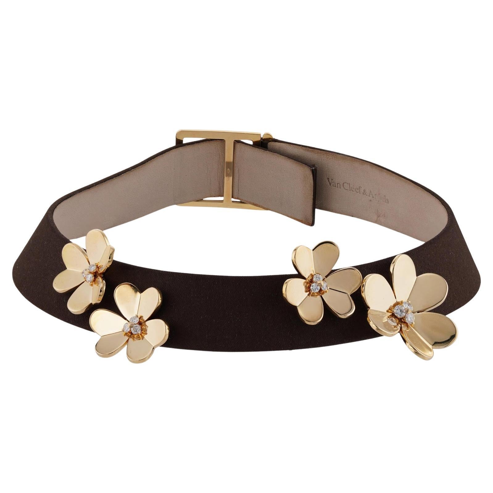 VAN CLEEF & ARPELS Collier ras du cou Frivole Flower Diamond en vente