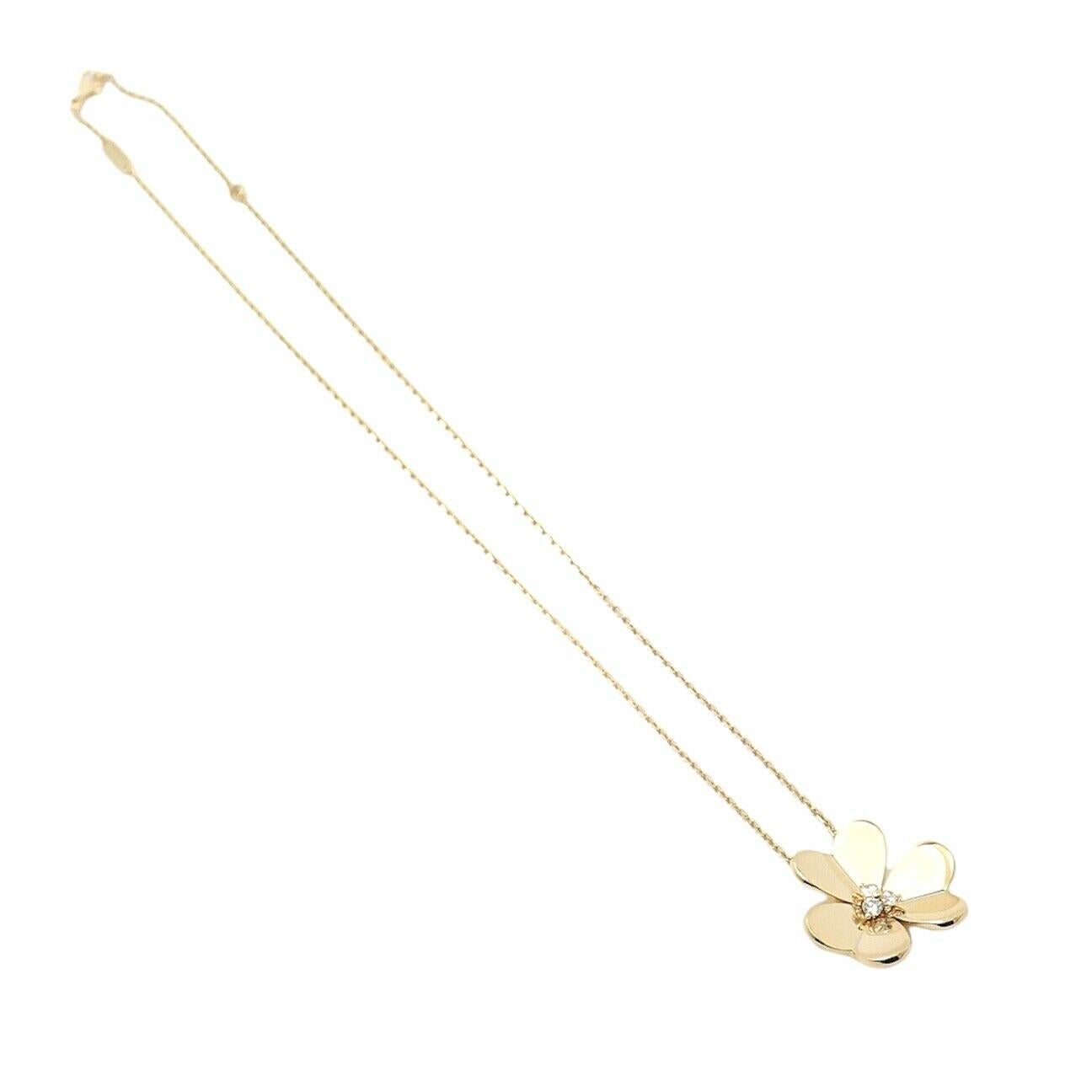 Van Cleef & Arpels Frivole Flower Diamond Yellow Gold Pendant Necklace 3
