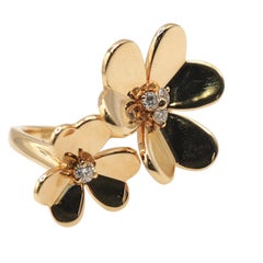 Bague « Frivole » Van Cleef & Arpels en or 18 carats sertie de diamants, motif double fleur
