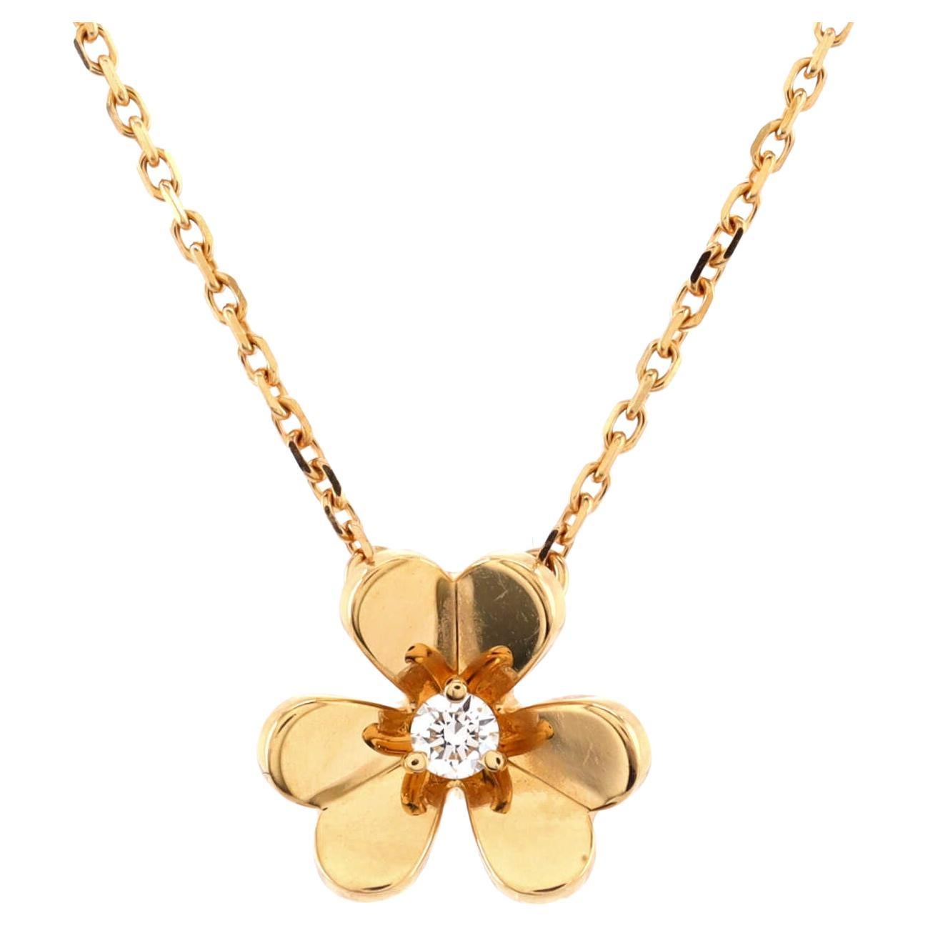 Van Cleef & Arpels Frivole Pendant Necklace 18k Yellow Gold and Diamond Mini