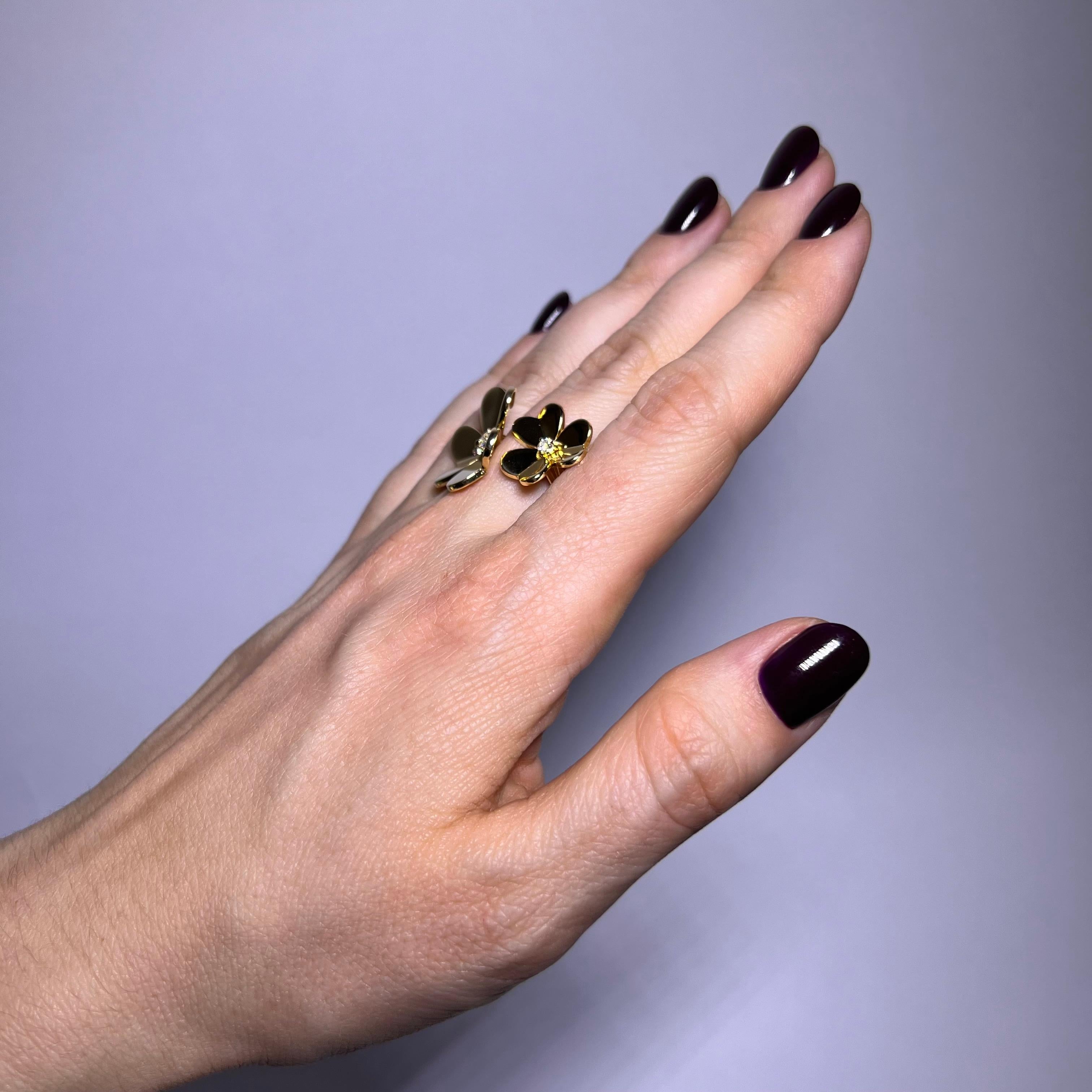 Brilliant Cut Van Cleef & Arpels Frivole Ring in 18 Karat Yellow Gold with Diamonds