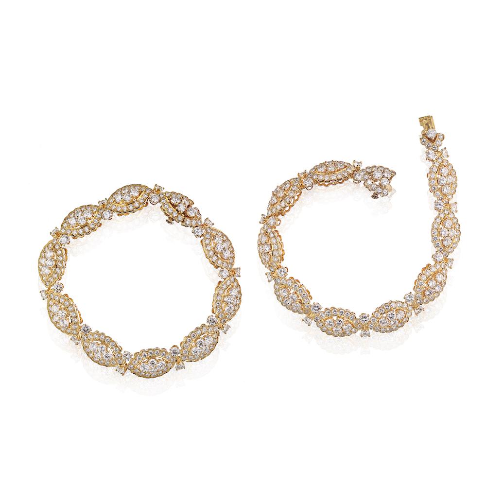 Van Cleef & Arpels Halskette aus 18 Karat Gelbgold mit 42,00 Karat Diamanten (Moderne) im Angebot