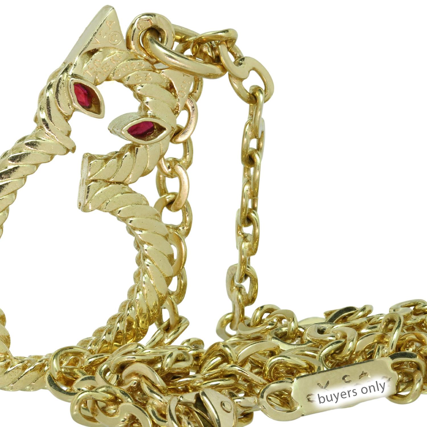VAN CLEEF & ARPELS Collier pendentif chat George L'Enfant en or jaune et rubis en vente 3