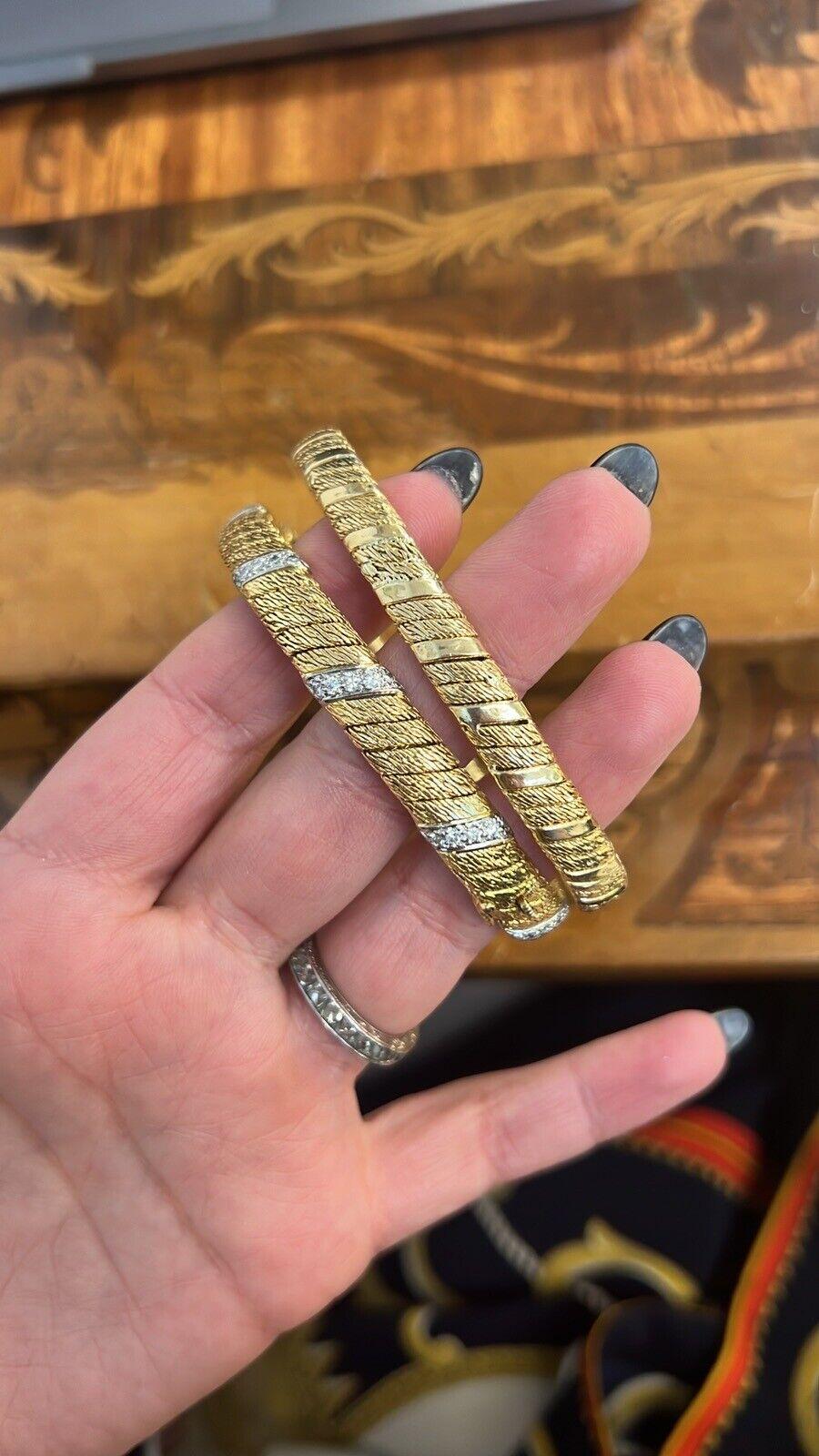 VAN CLEEF & ARPELS Georges Lenfant 18k Yellow Gold & Diamond Pair Bangles 1970s In Excellent Condition In Beverly Hills, CA