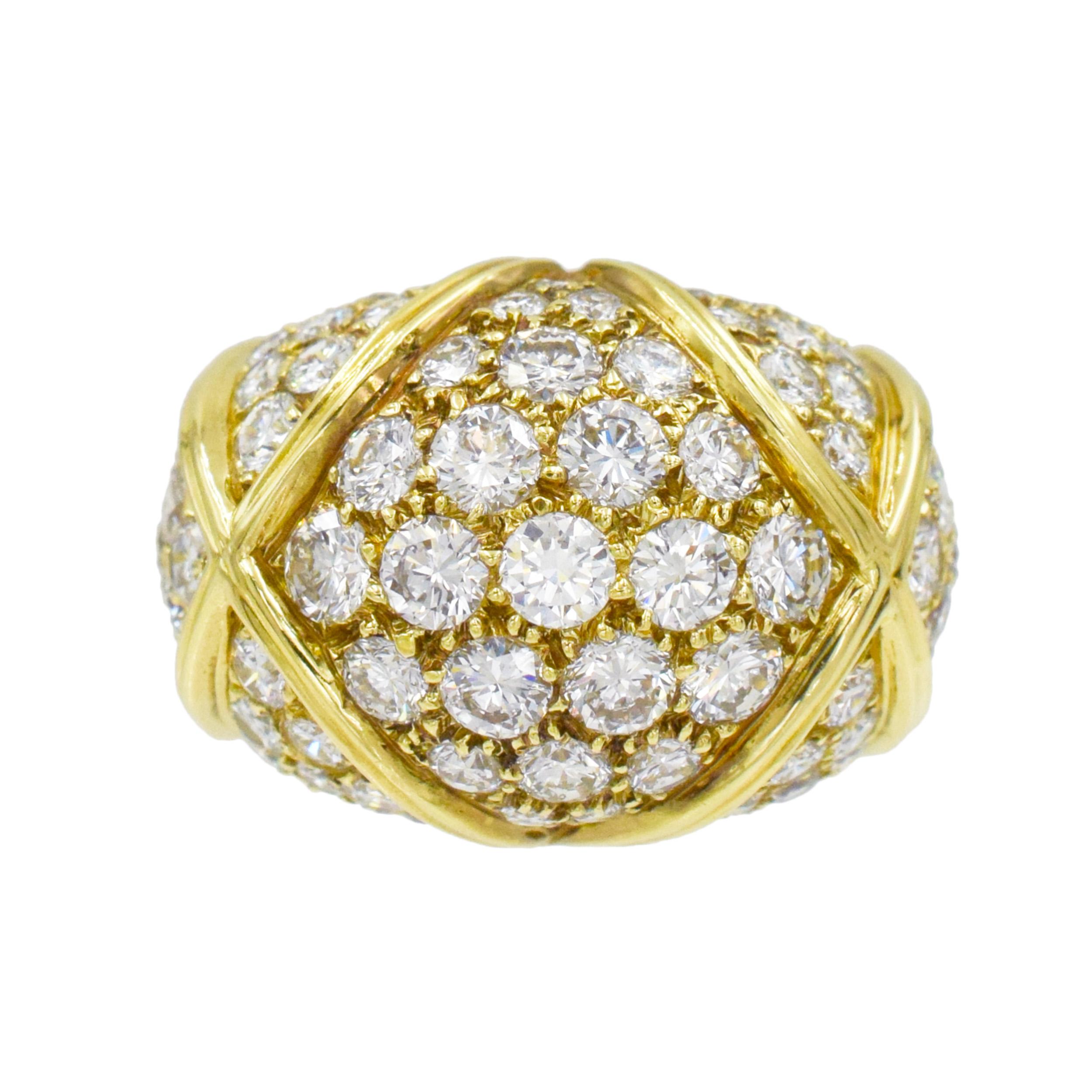 Round Cut Van Cleef & Arpels Gold and Diamond Dome Ring For Sale