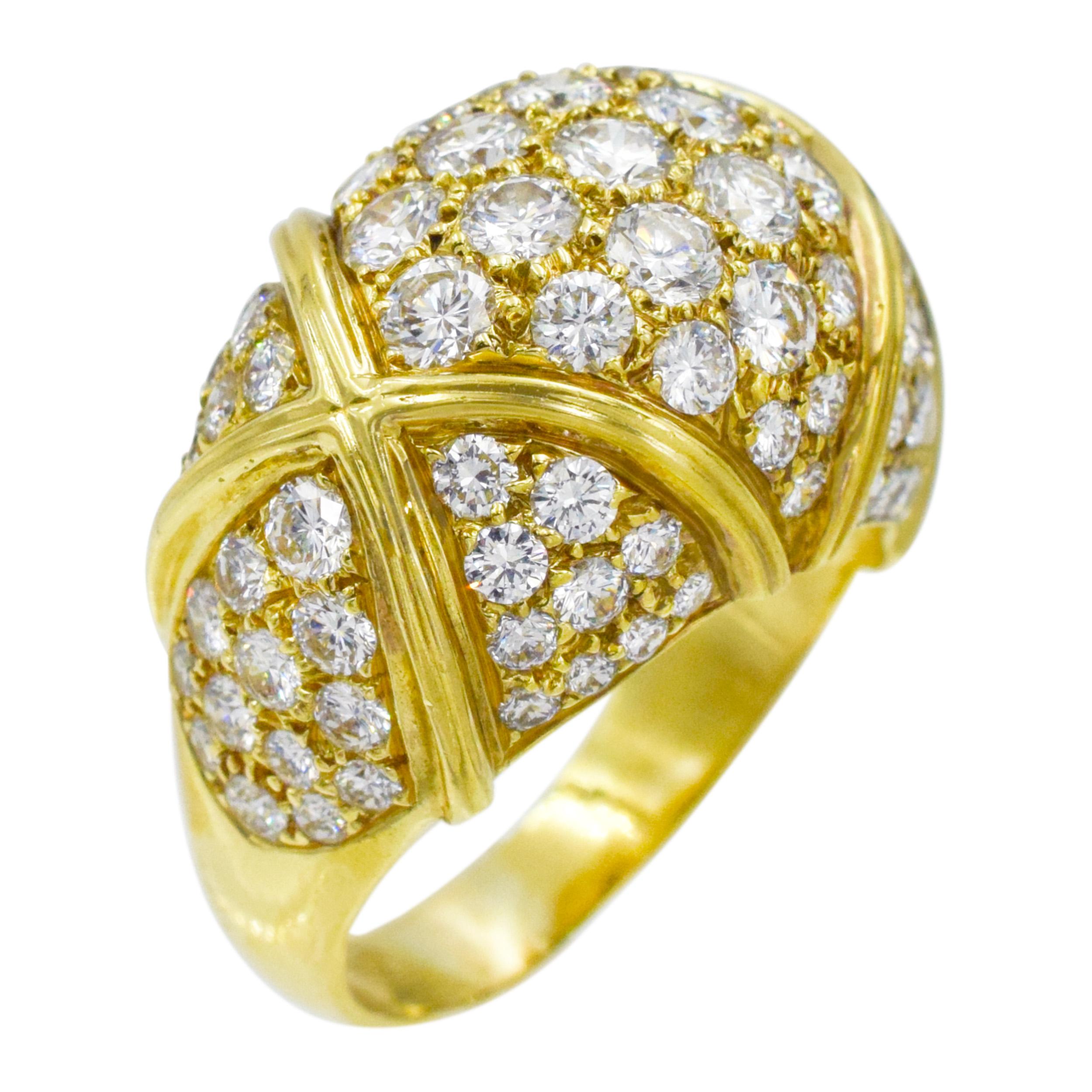 Van Cleef & Arpels Gold and Diamond Dome Ring For Sale 3