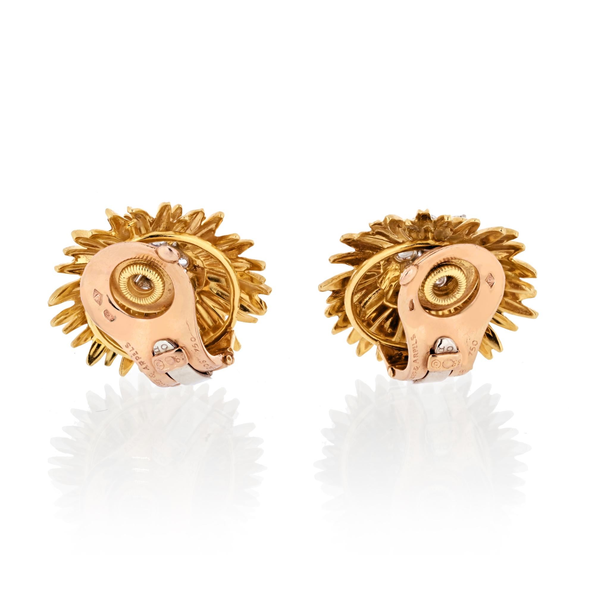 Women's Van Cleef & Arpels Gold and Diamond  Earrings. For Sale