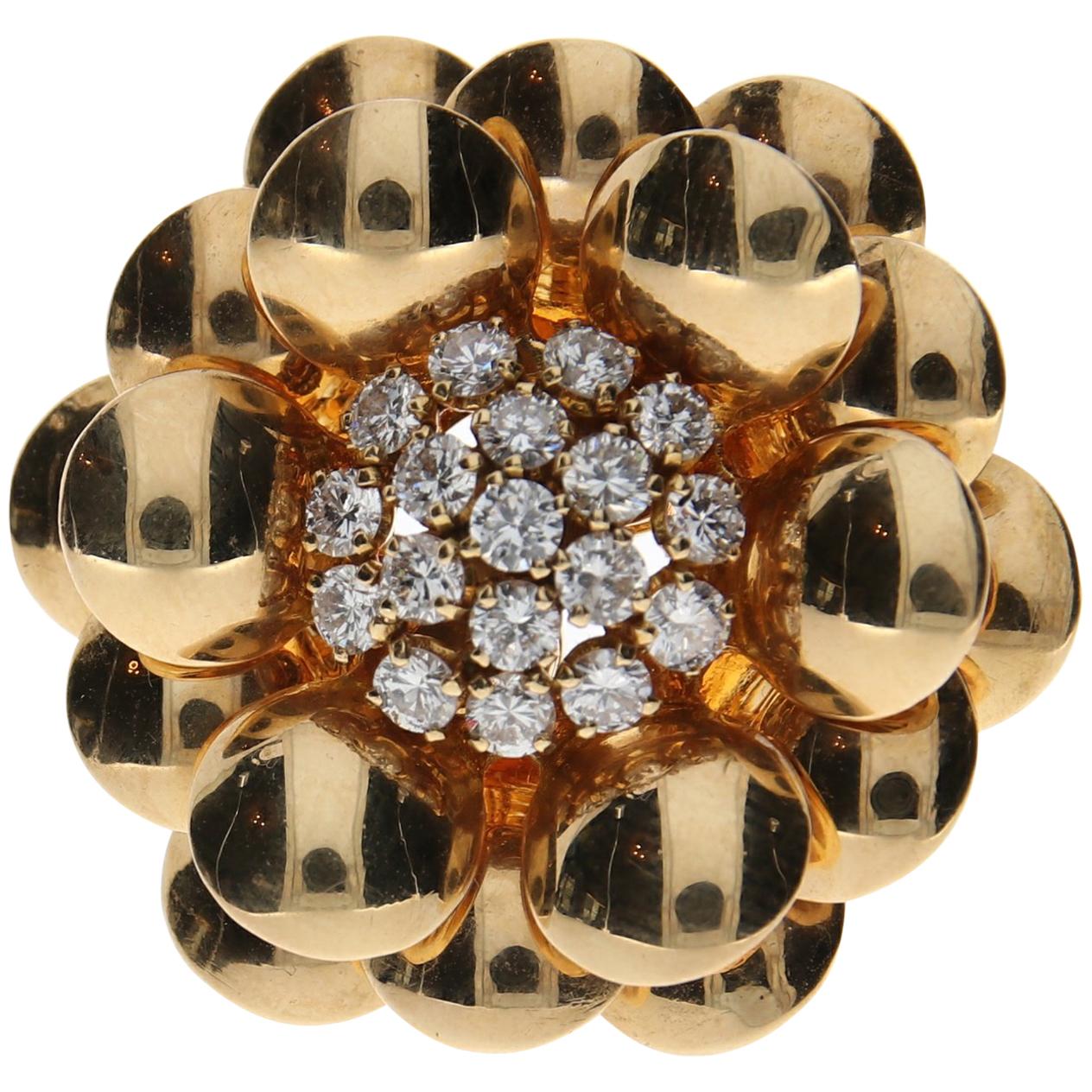 Van Cleef & Arpels Gold and Diamond Flower Brooch For Sale