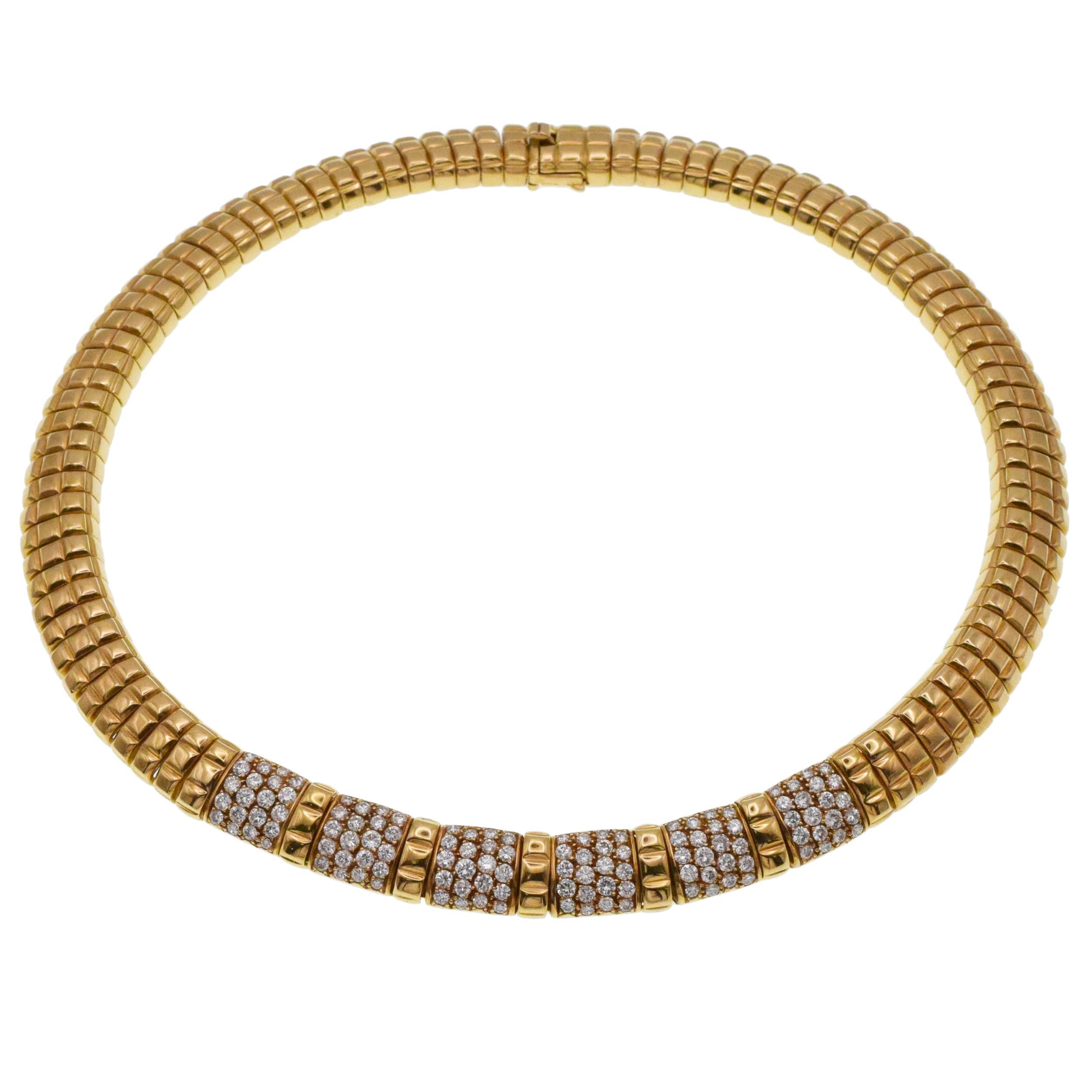 Taglio rotondo Collana in oro e diamanti Van Cleef & Arpels. in vendita