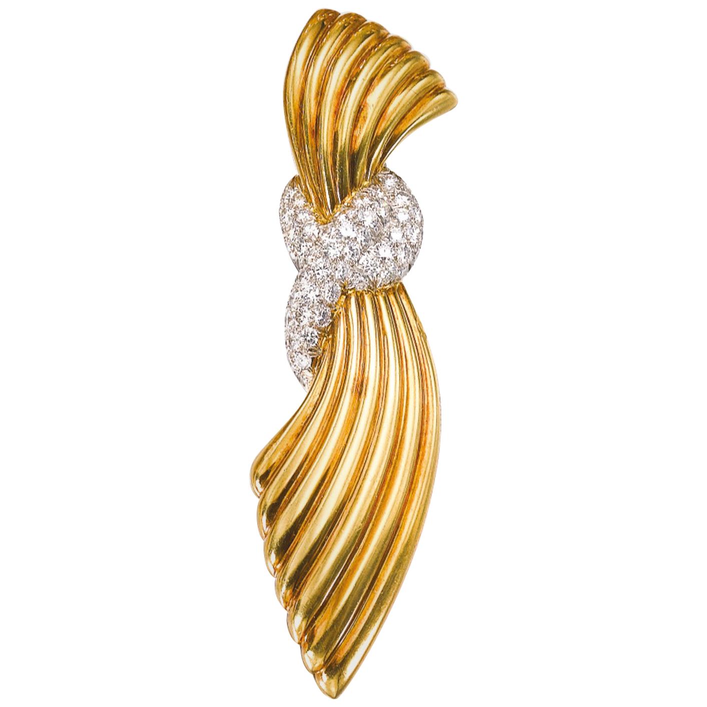 Van Cleef & Arpels Gold and Diamond Retro Brooch For Sale