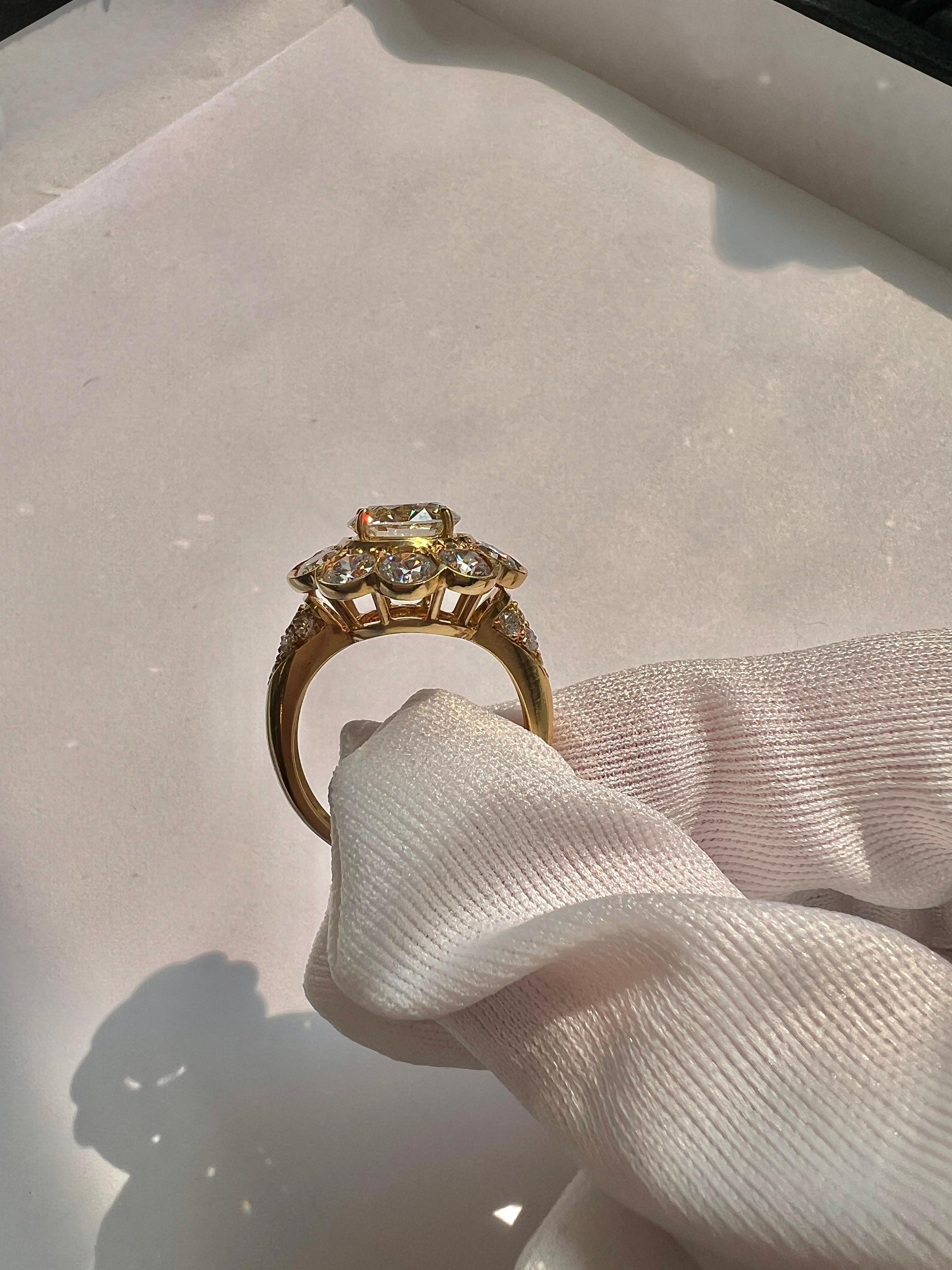 Van Cleef & Arpels Gold and Diamond ring en venta 2