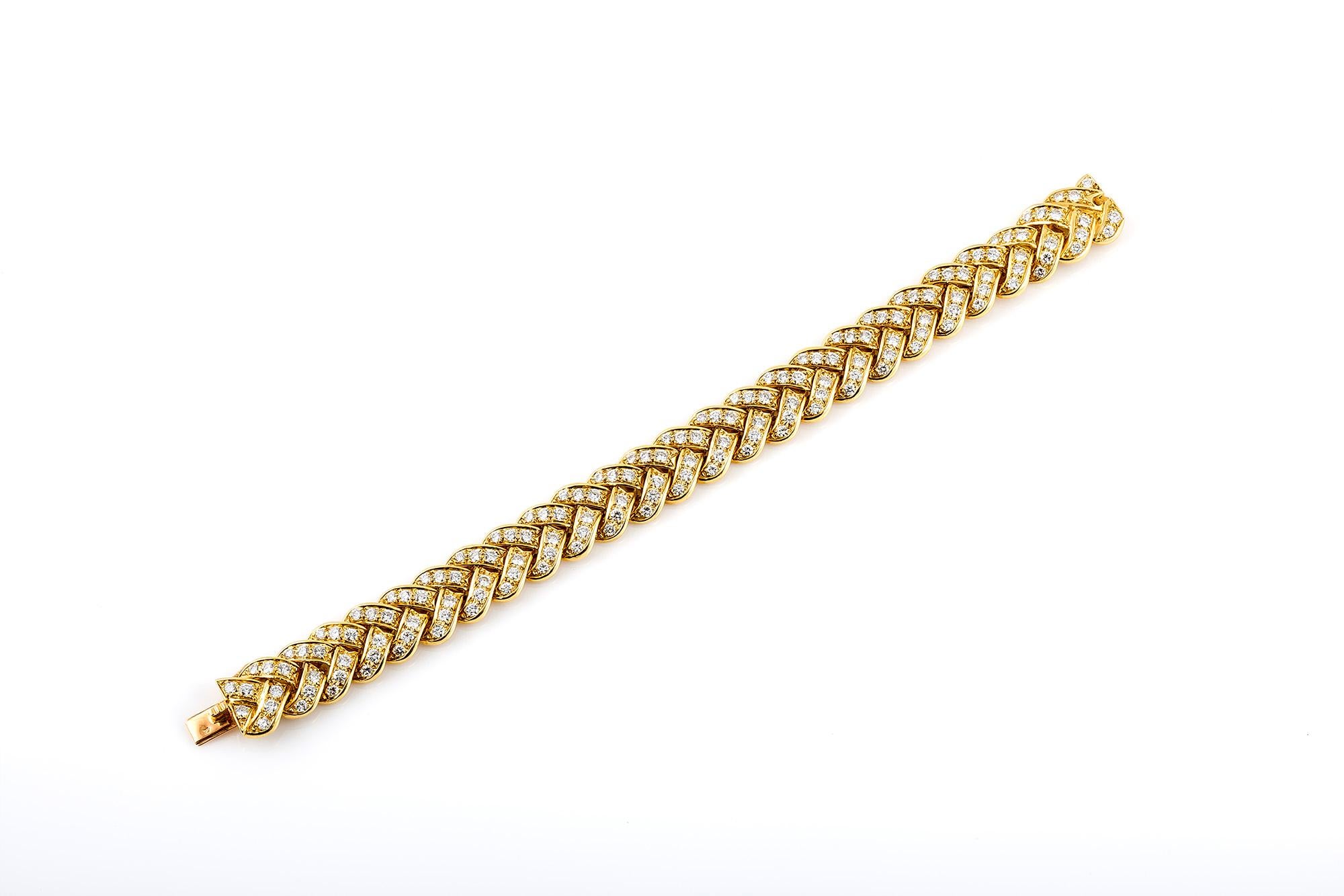Women's Van Cleef & Arpels Gold and Diamonds Bracelet