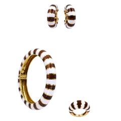 Van Cleef & Arpels Parure en or et émail