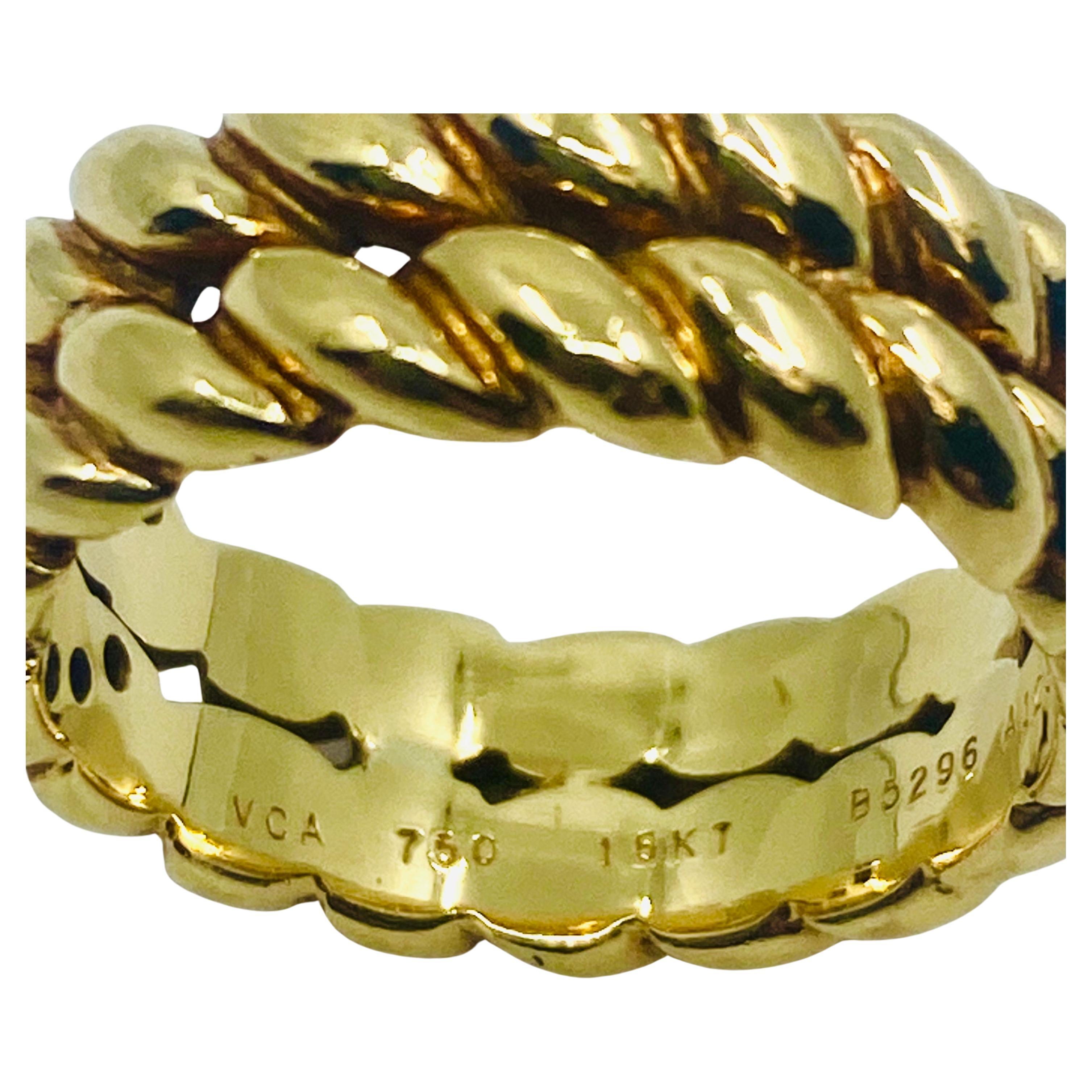 Van Cleef & Arpels Gold Braided Diamond Ring For Sale 4