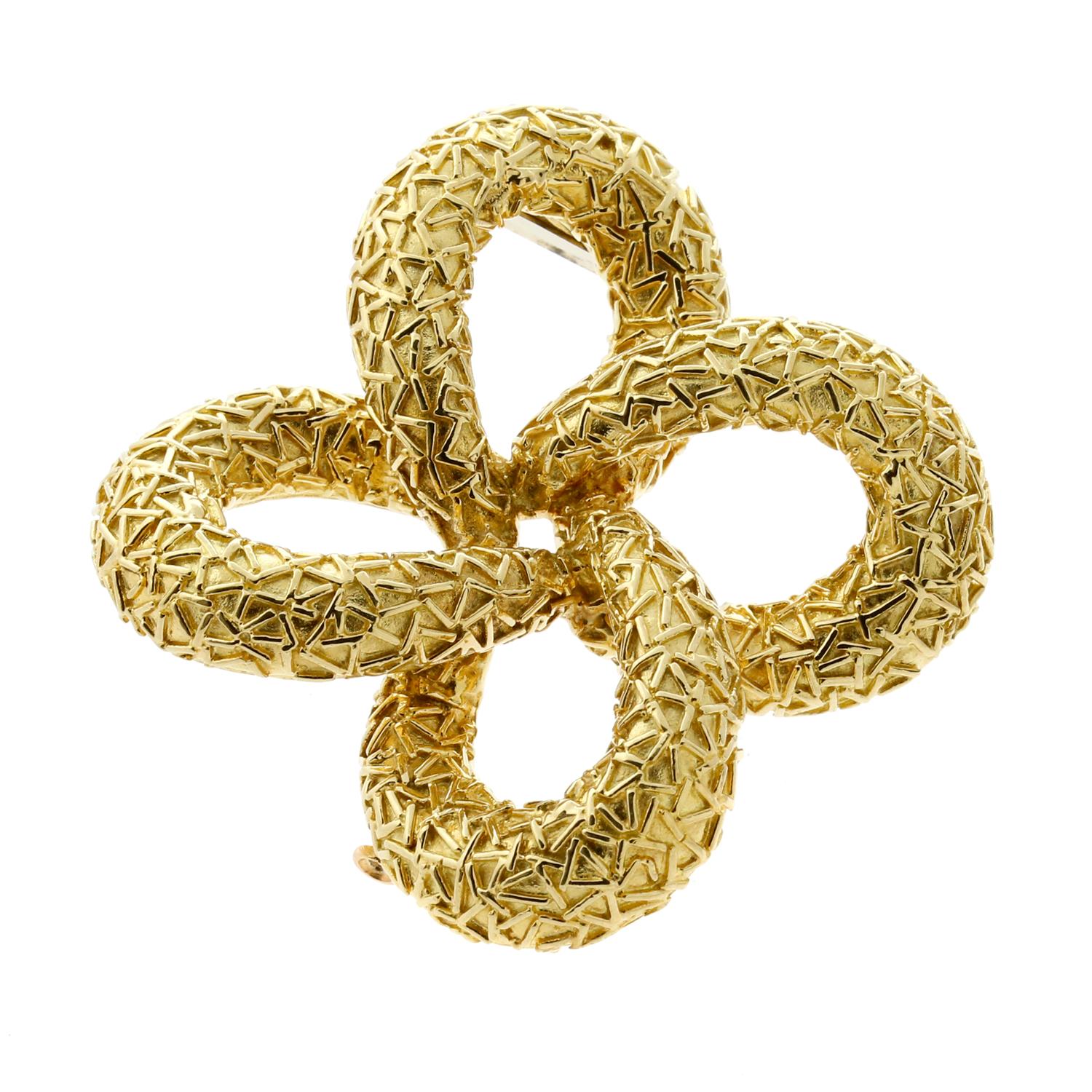 Women's or Men's Van Cleef & Arpels Gold Brooch And Pendant