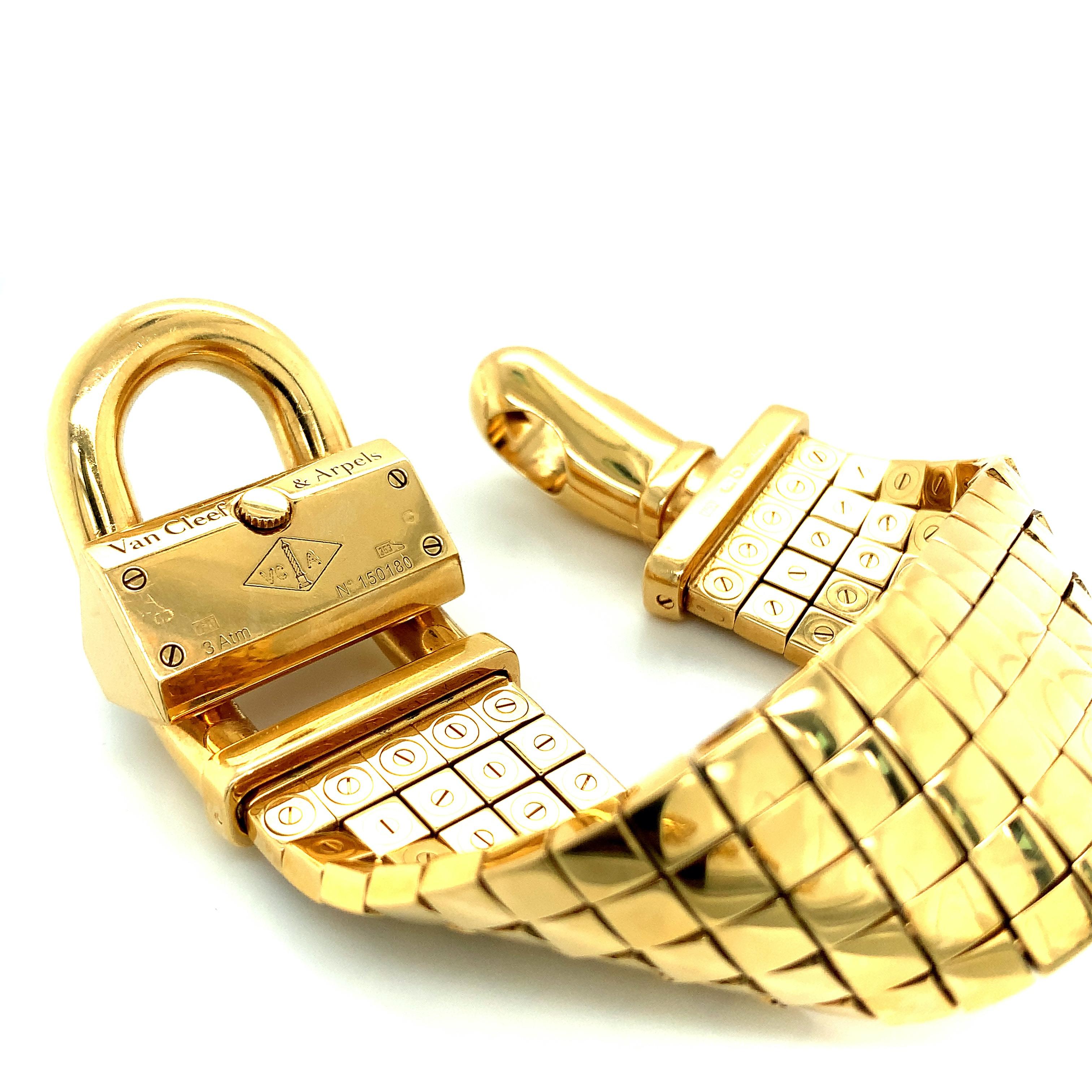 Van Cleef & Arpels Gold Cadenas Wristwatch For Sale 4