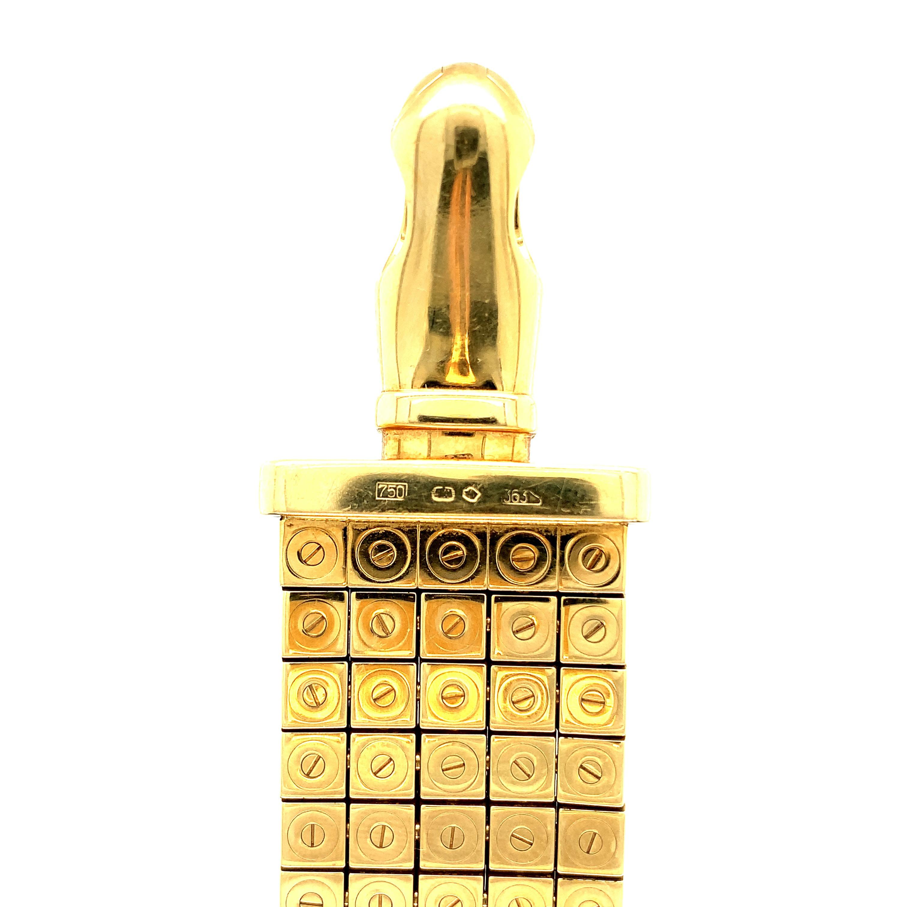 Van Cleef & Arpels Gold Cadenas Wristwatch For Sale 6