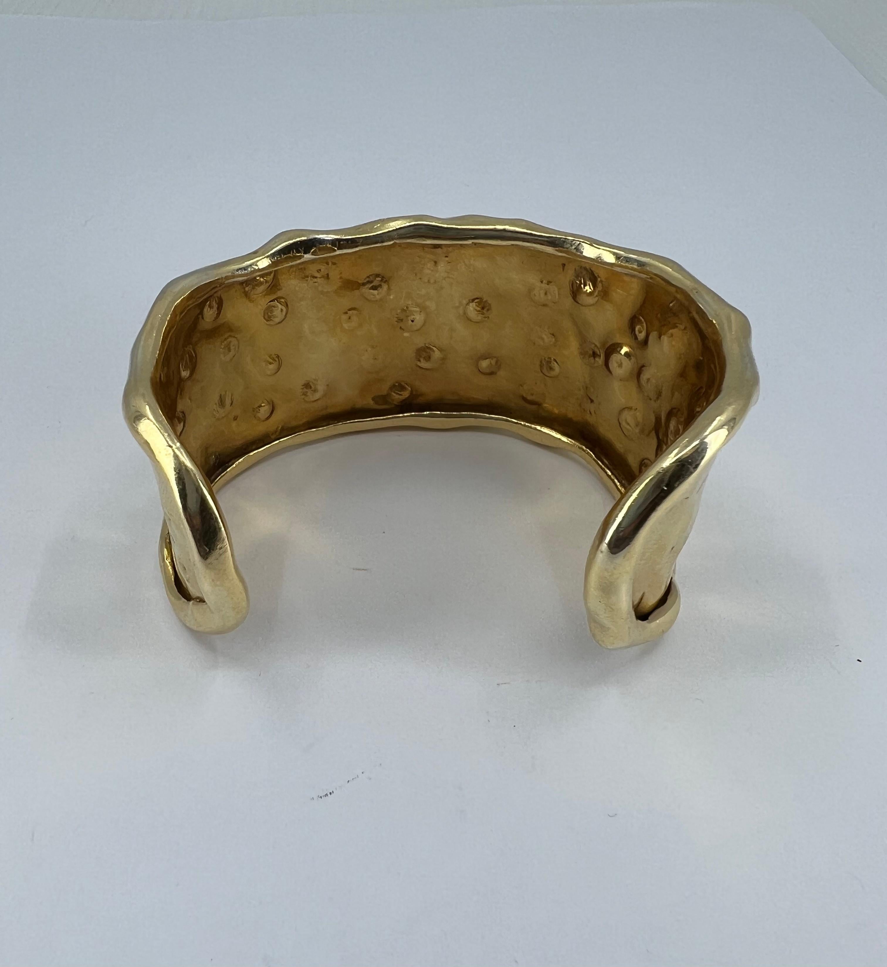 Van Cleef & Arpels Gold Cuff Bracelet 1