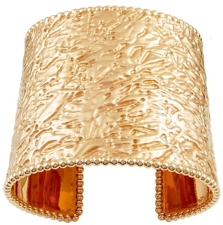 Van Cleef and Arpels Yellow Gold Wide Cuff Bracelet For Sale at 1stDibs