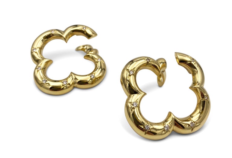 Round Cut Van Cleef & Arpels Gold Diamond Alhambra Earrings