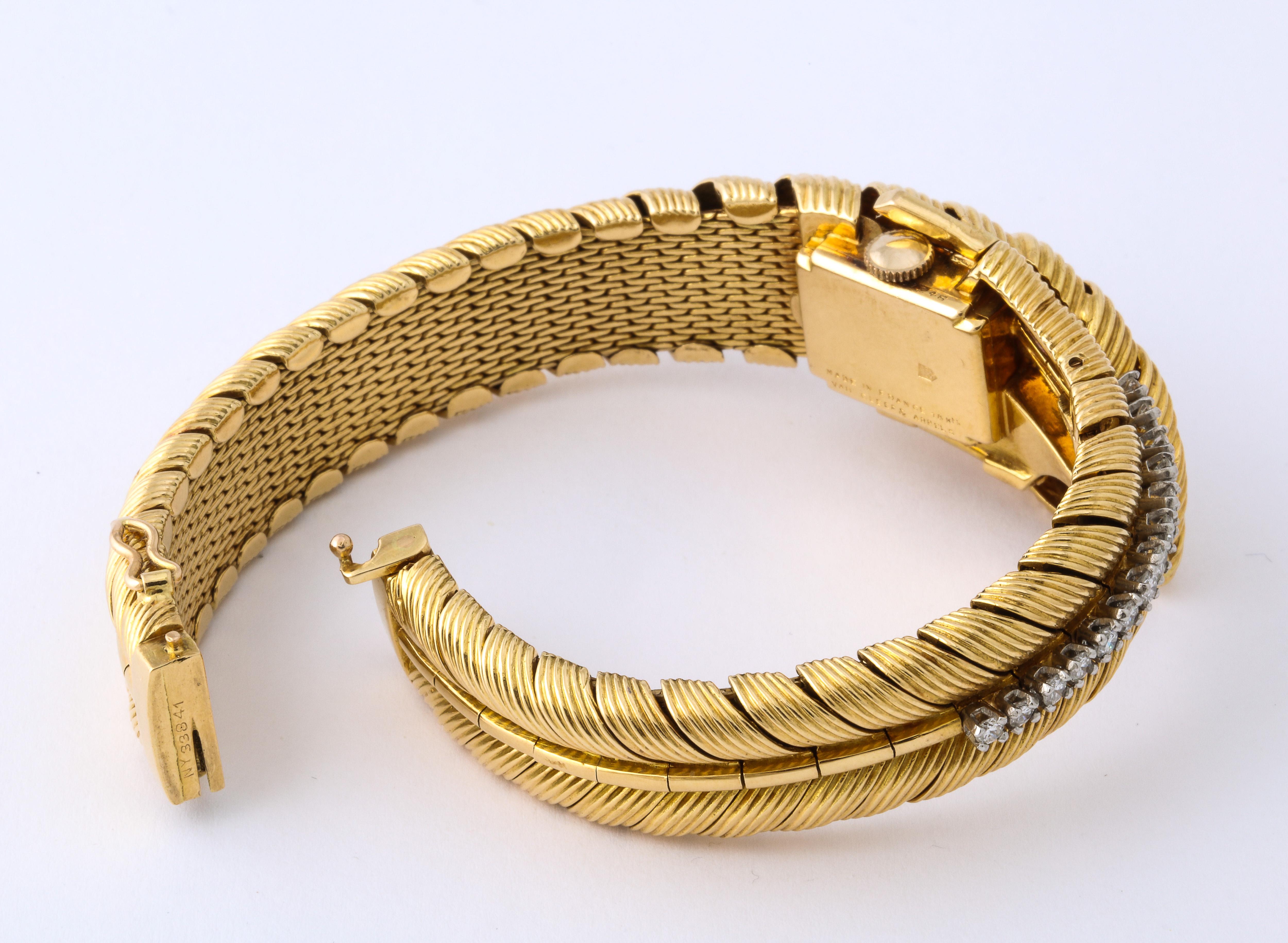 Van Cleef & Arpels Gold Diamond Bracelet Watch with Original Box Foliate Design 5