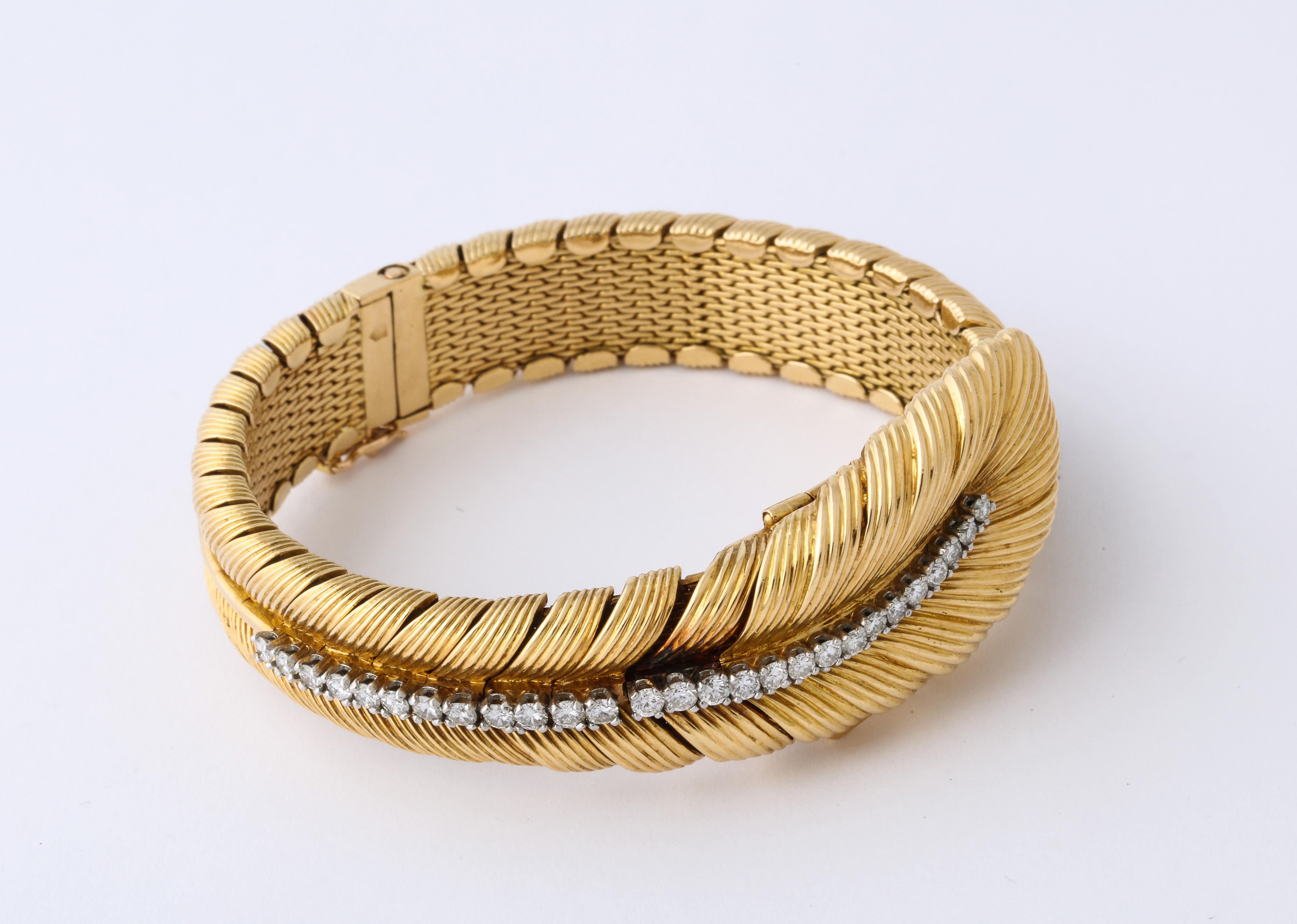 Retro Van Cleef & Arpels Gold Diamond Bracelet Watch with Original Box Foliate Design