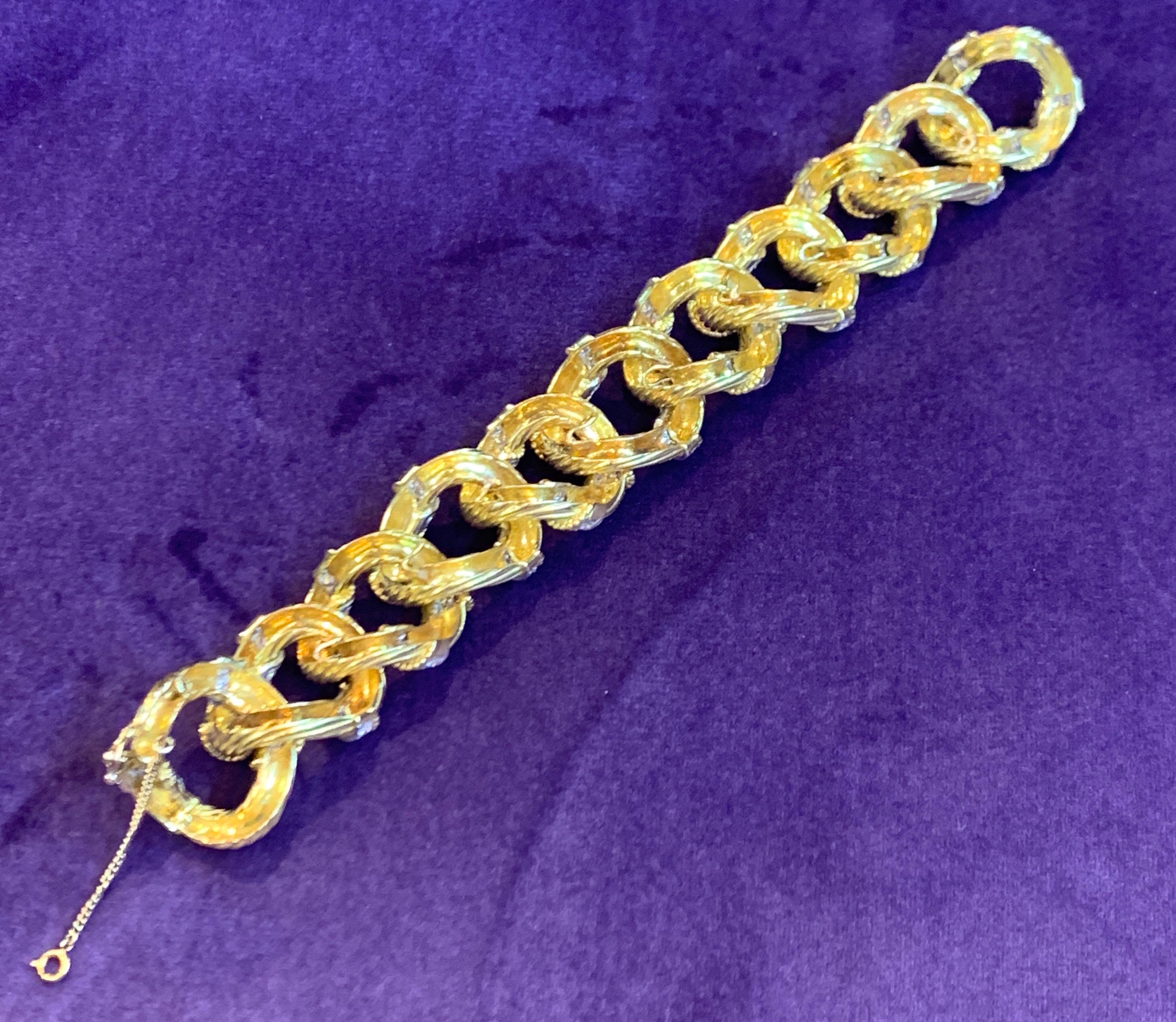 Van Cleef & Arpels Gold and Diamond Link Bracelet In Excellent Condition In New York, NY