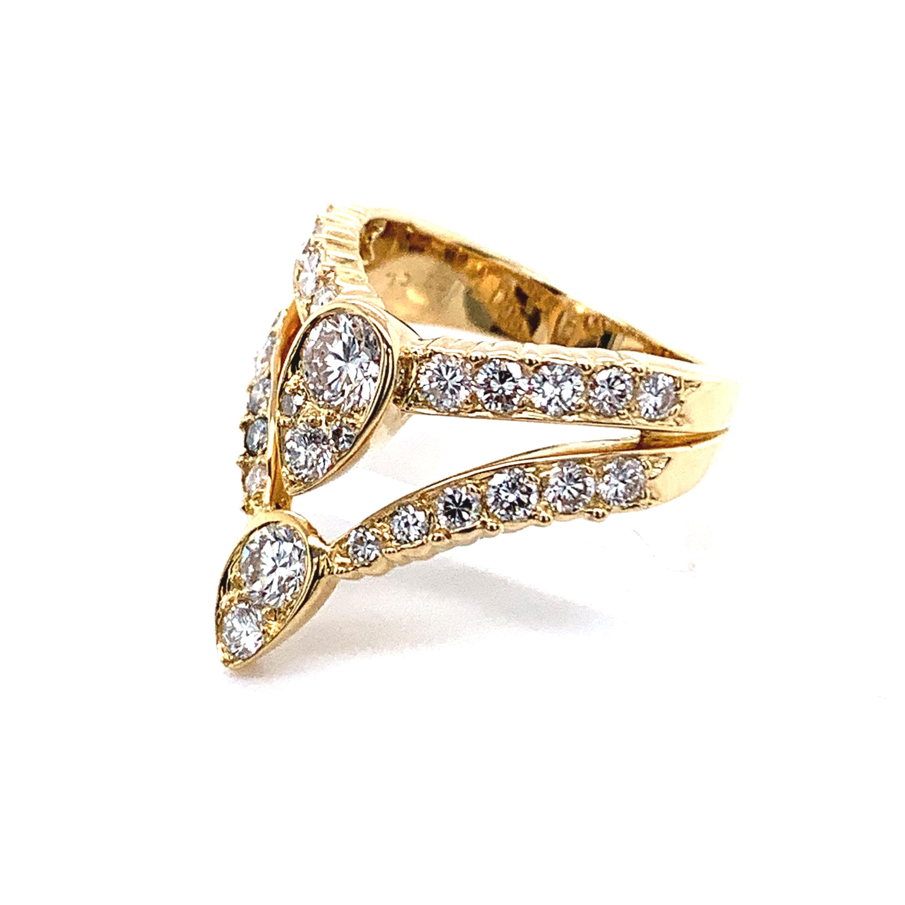 Van Cleef & Arpels Gold and Diamond Teardrop Ring 2