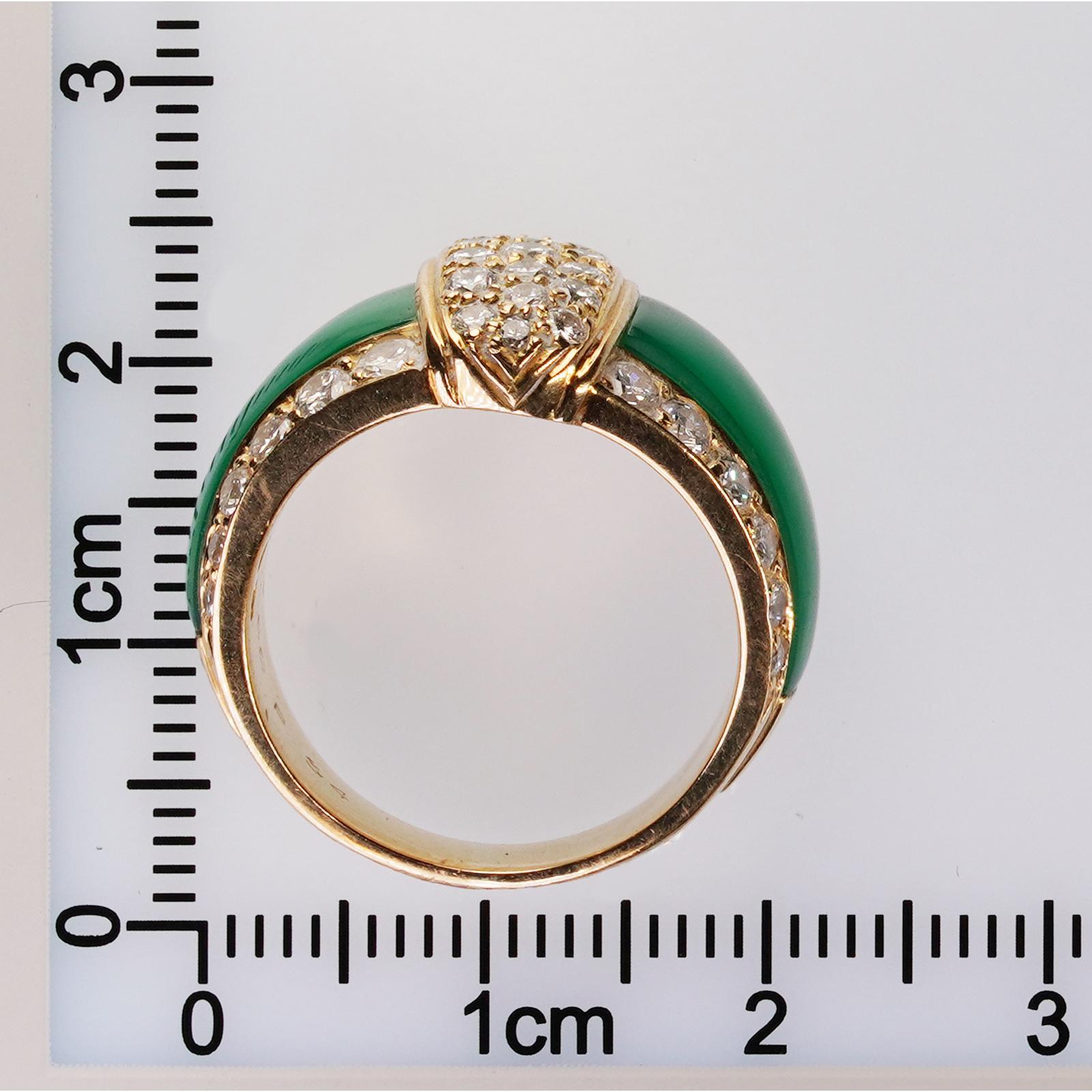 VAN CLEEF & ARPELS Green Chalcedony Diamond Yellow Gold Band Ring For Sale 3