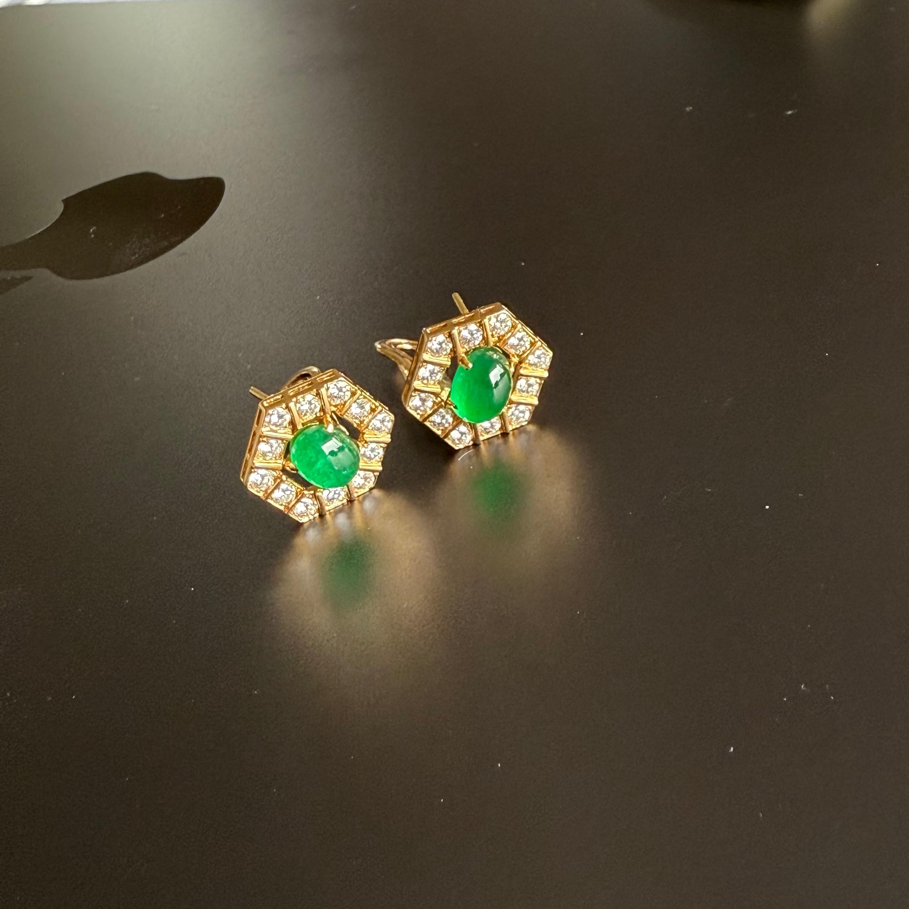 Van Cleef & Arpels Green Emerald & Diamond Earrings For Sale 6