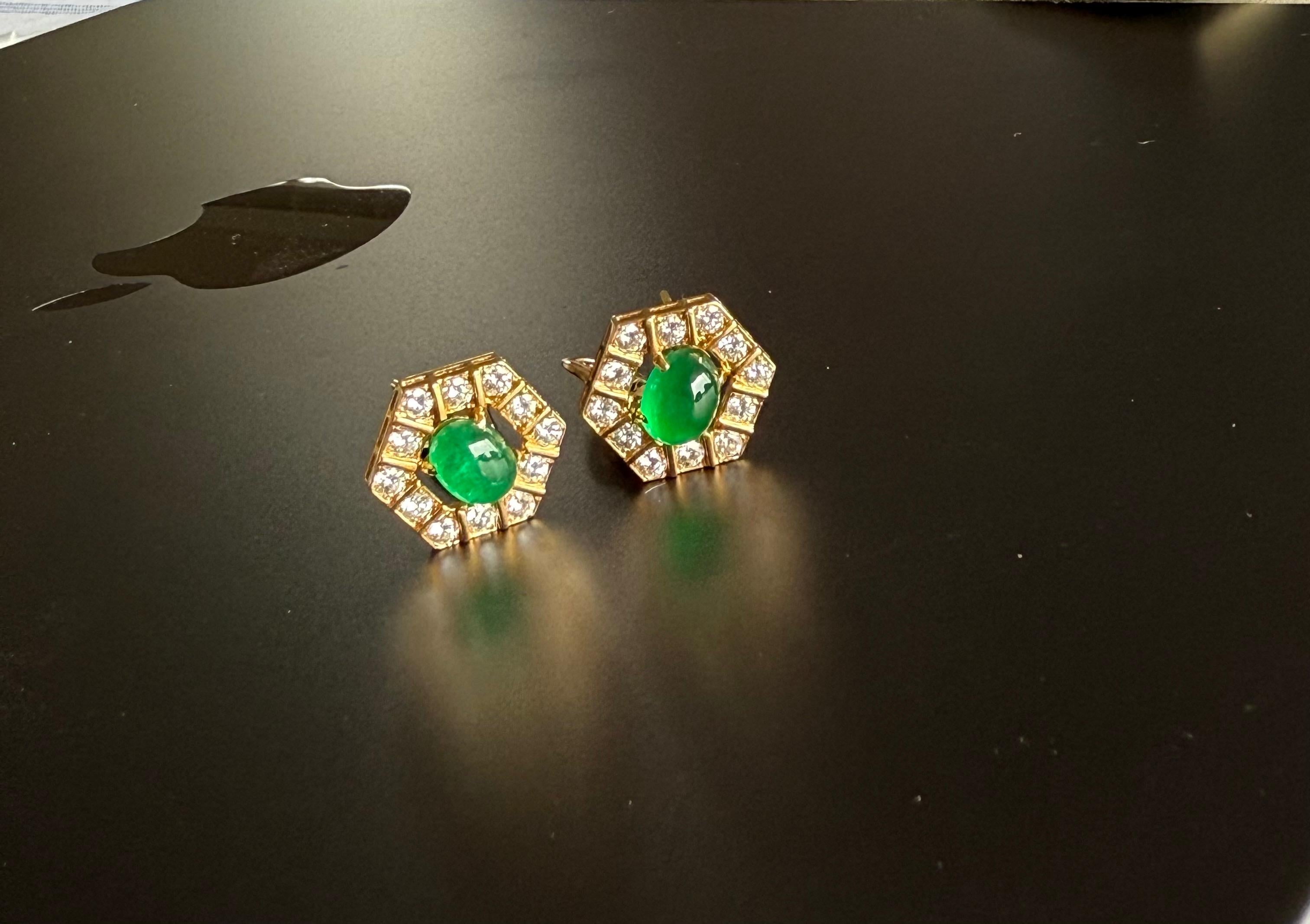 Van Cleef & Arpels Green Emerald & Diamond Earrings For Sale 4