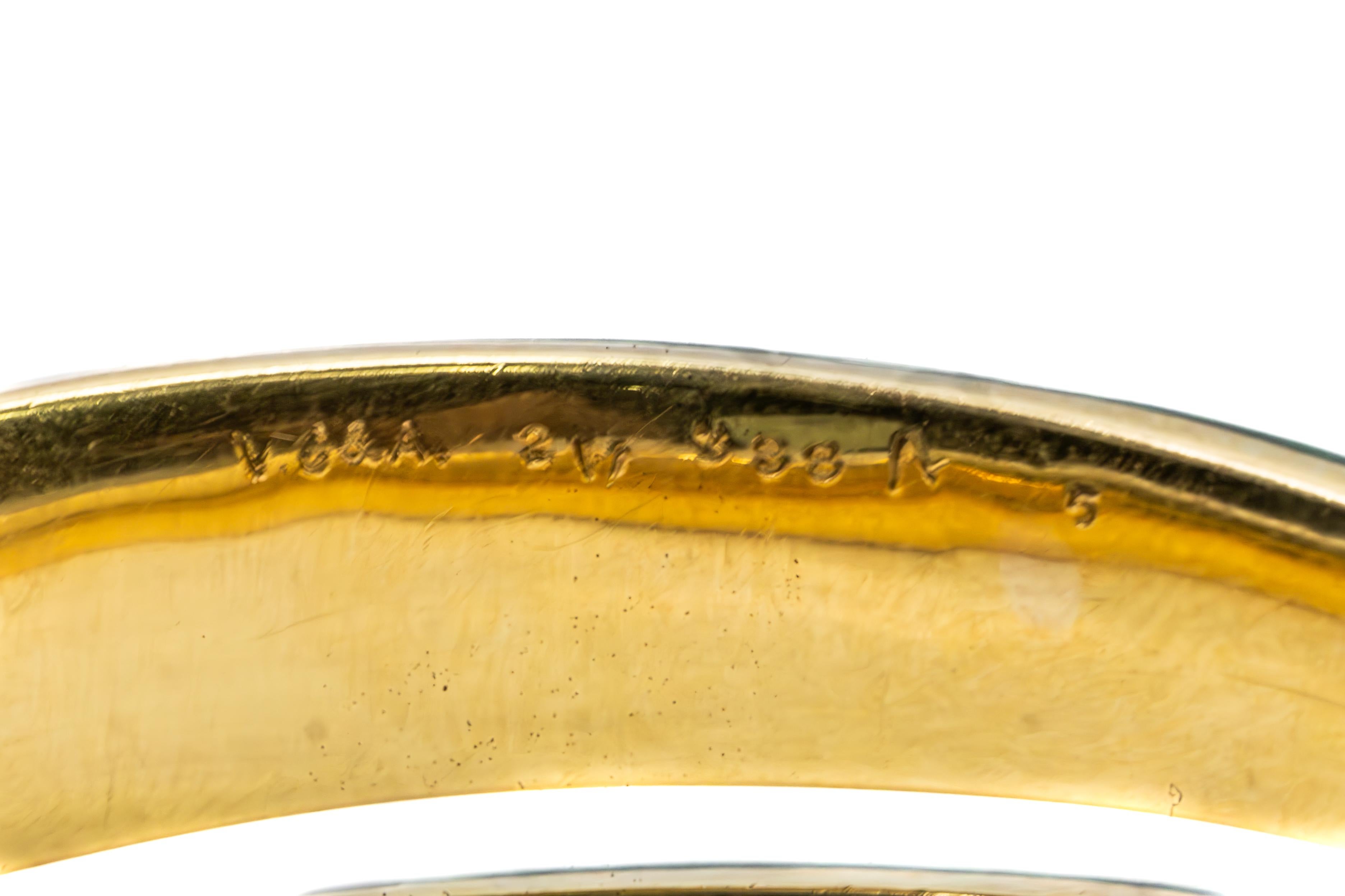 Rétro Van Cleef & Arpels: bracciale a serpente in oro e smalto verde in vendita