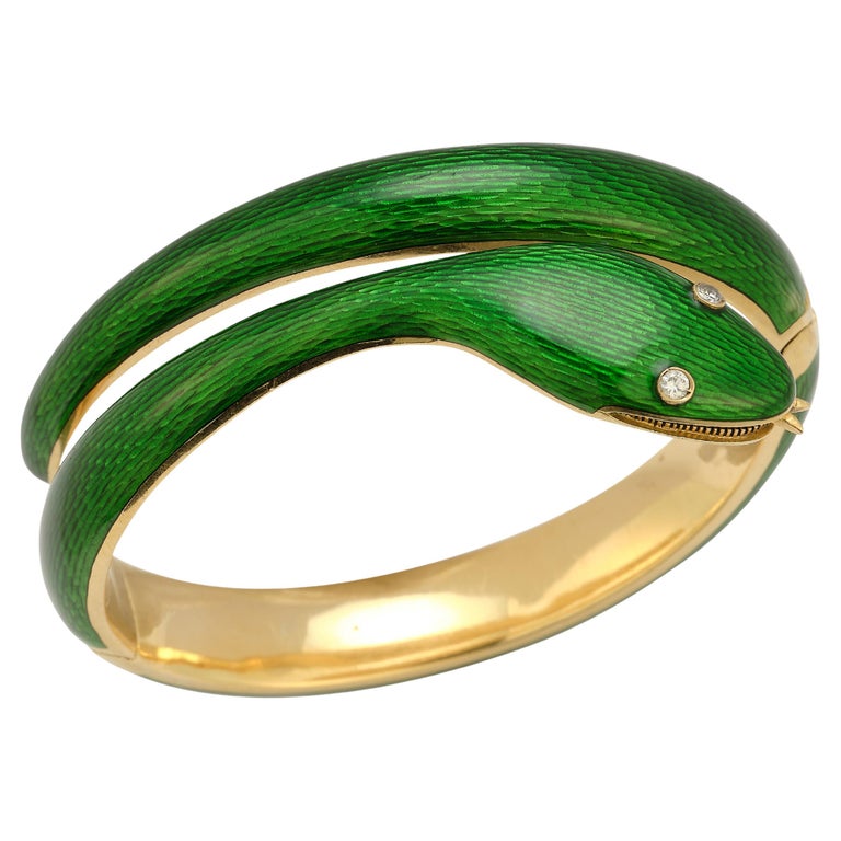 Van Cleef and Arpels Green Enamel Snake Bangle For Sale at 1stDibs