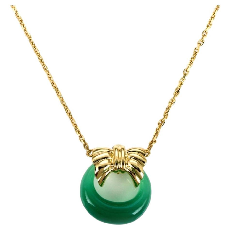 Van Cleef & Arpels Green Onyx 18k Yellow Gold Wreath Pendant Necklace 17.75"