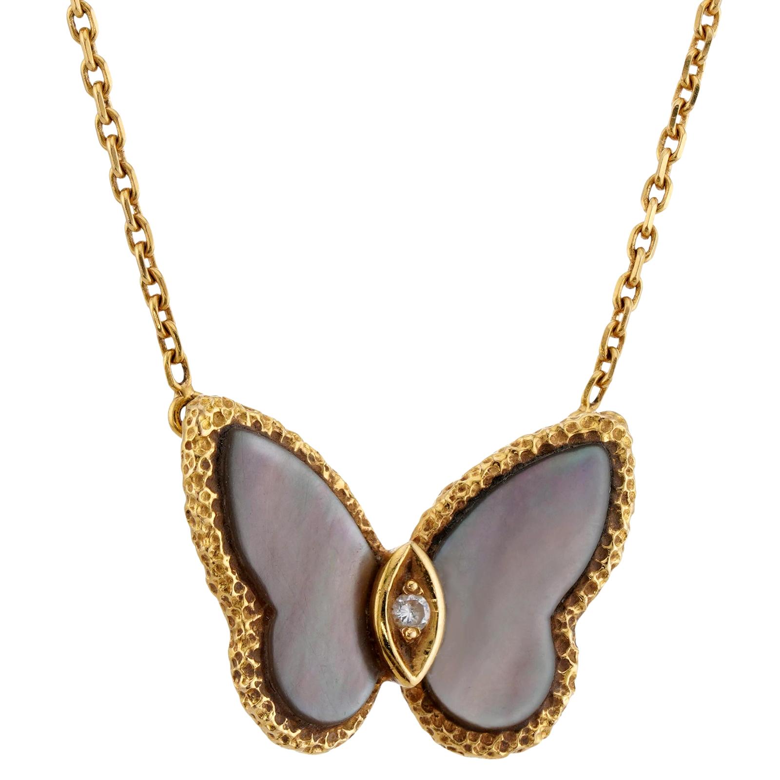 Brilliant Cut VAN CLEEF & ARPELS Grey Mother-of-Pearl Diamond Butterfly Pendant Necklace