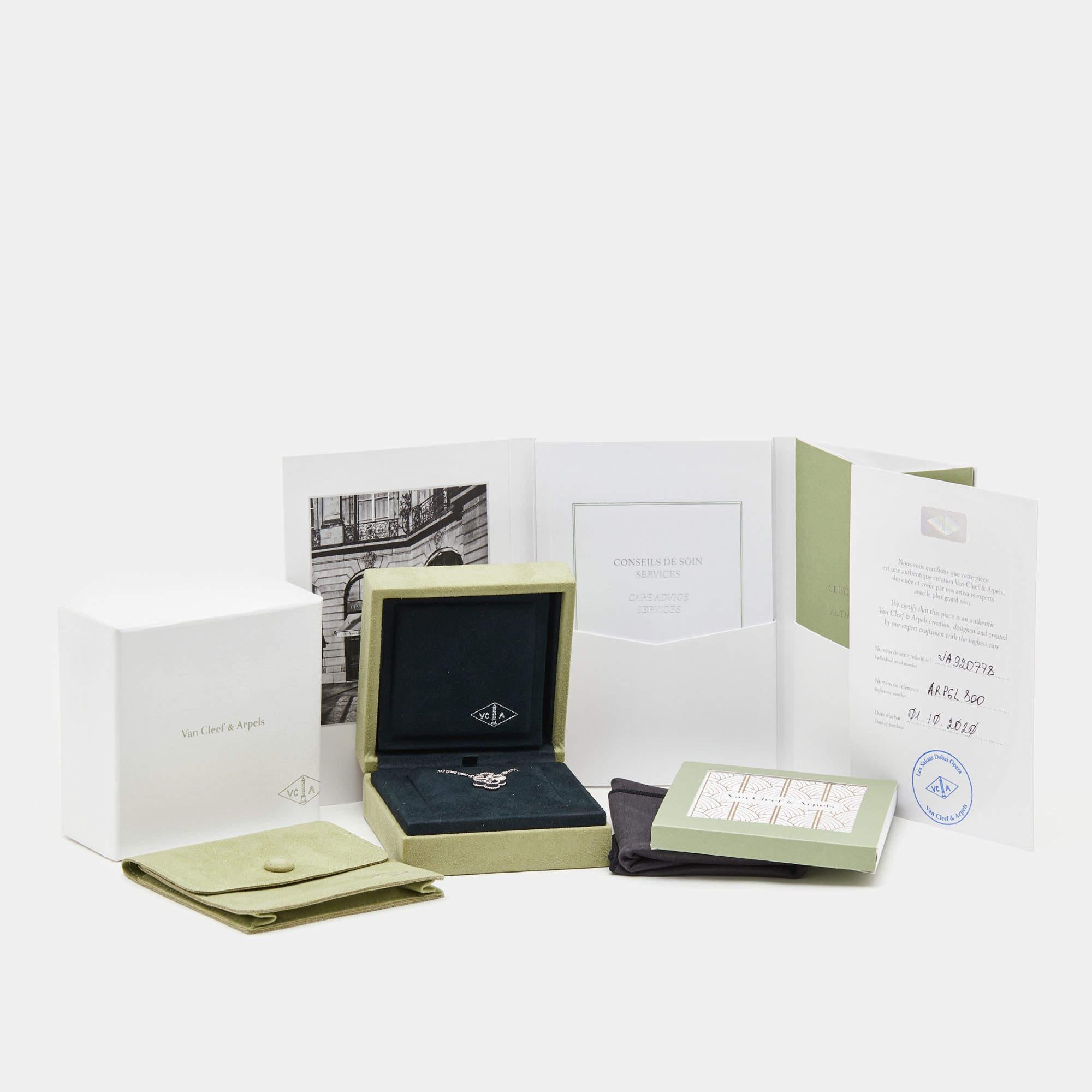 Van Cleef & Arpels Guilloché Diamond Limited Edition 2020 Vintage Alhambra In New Condition In Dubai, Al Qouz 2