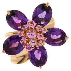 Van Cleef & Arpels Hawaii Flower Ring 18K Yellow Gold with Amethyst and Pink