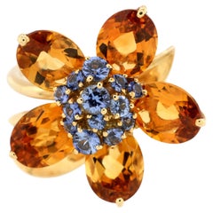 Van Cleef & Arpels Hawaii Flower Ring 18K Yellow Gold with Citrines and Blue
