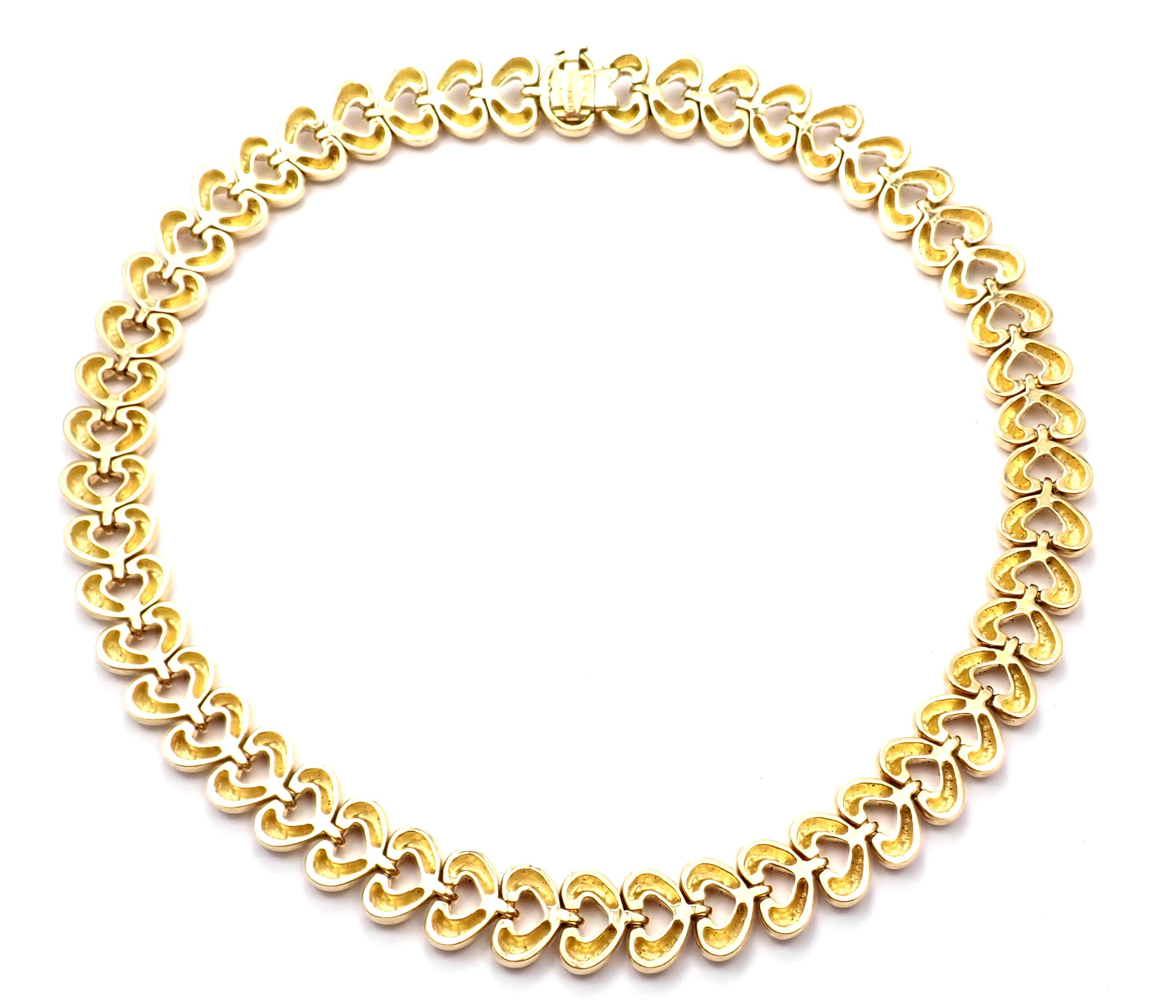 18k Yellow Gold Heart Link Choker Necklace by Van Cleef & Arpels. 
Details: 
Necklace Length: 15