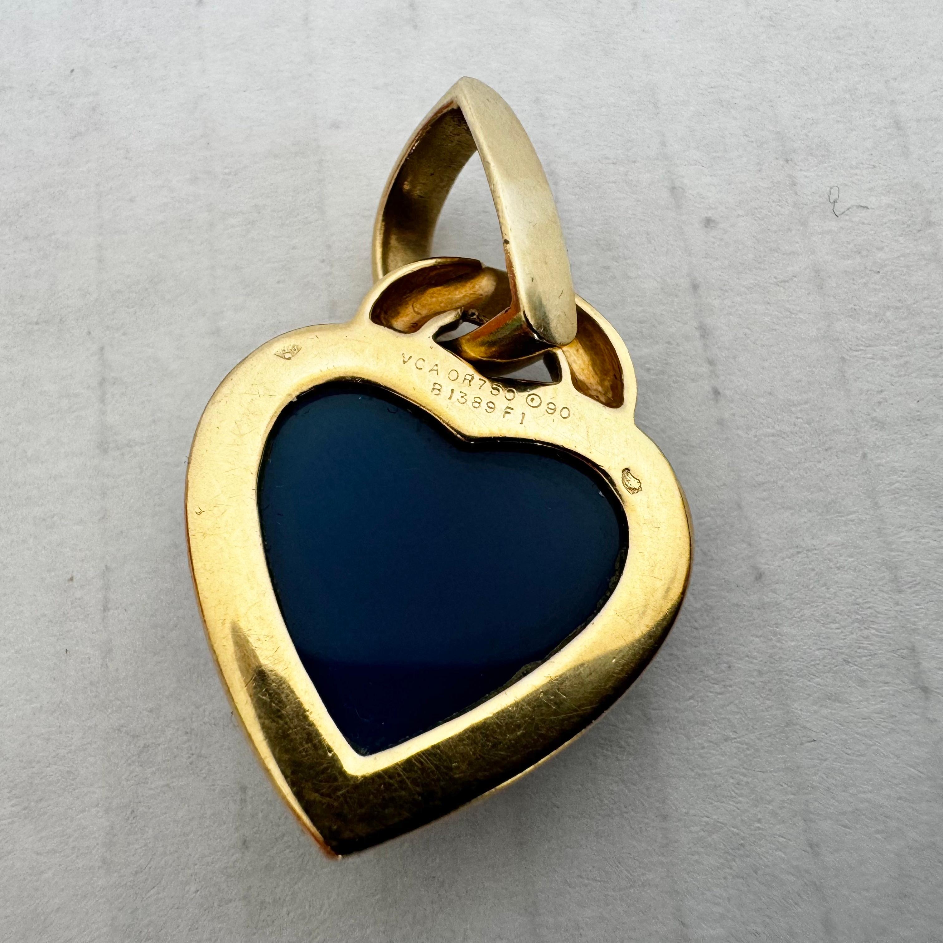 Van Cleef & Arpels Pendentif en forme de cœur, vers 1965 France 4