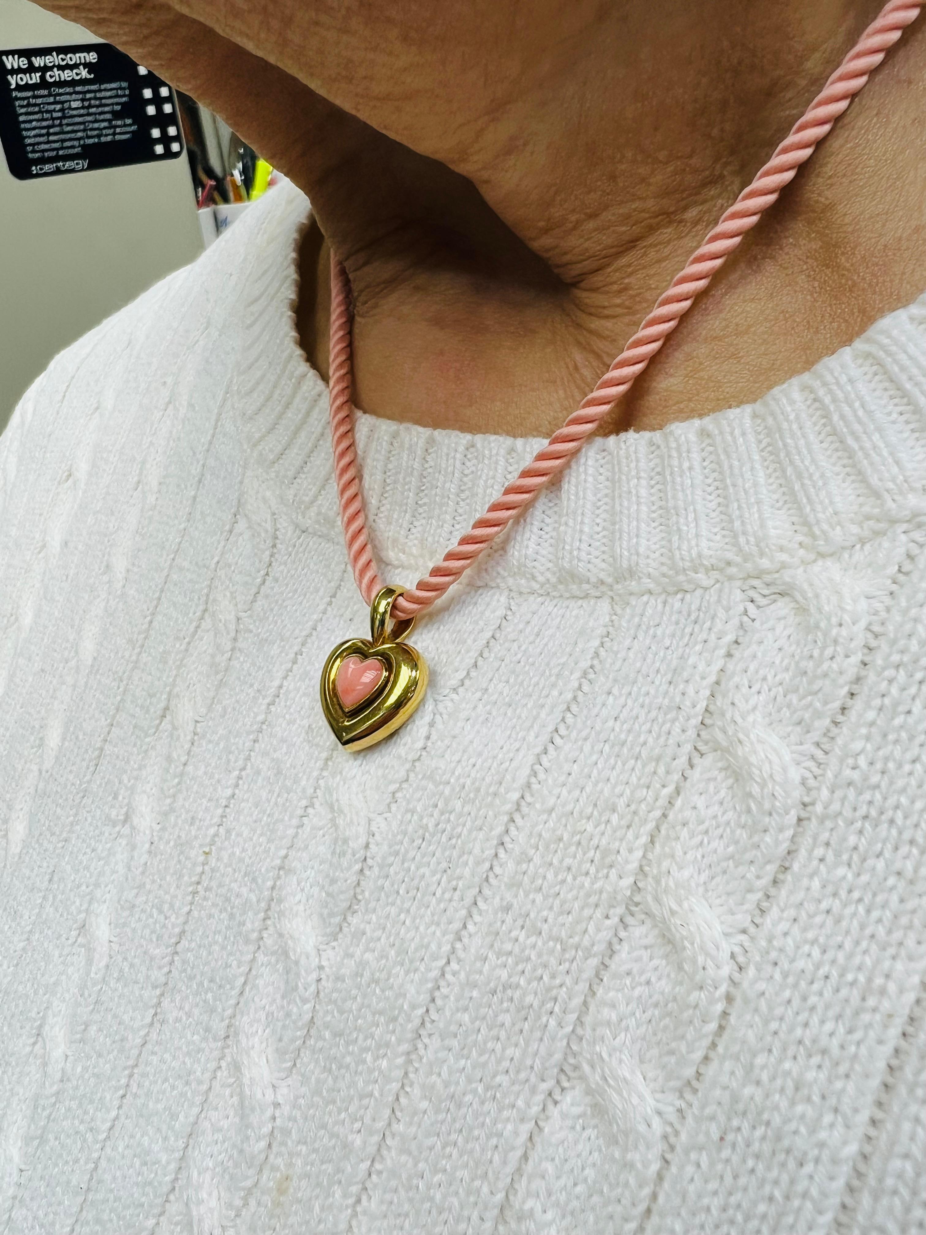 Heart Cut Van Cleef & Arpels Heart Shaped Coral Yellow Gold Pendant Necklace For Sale