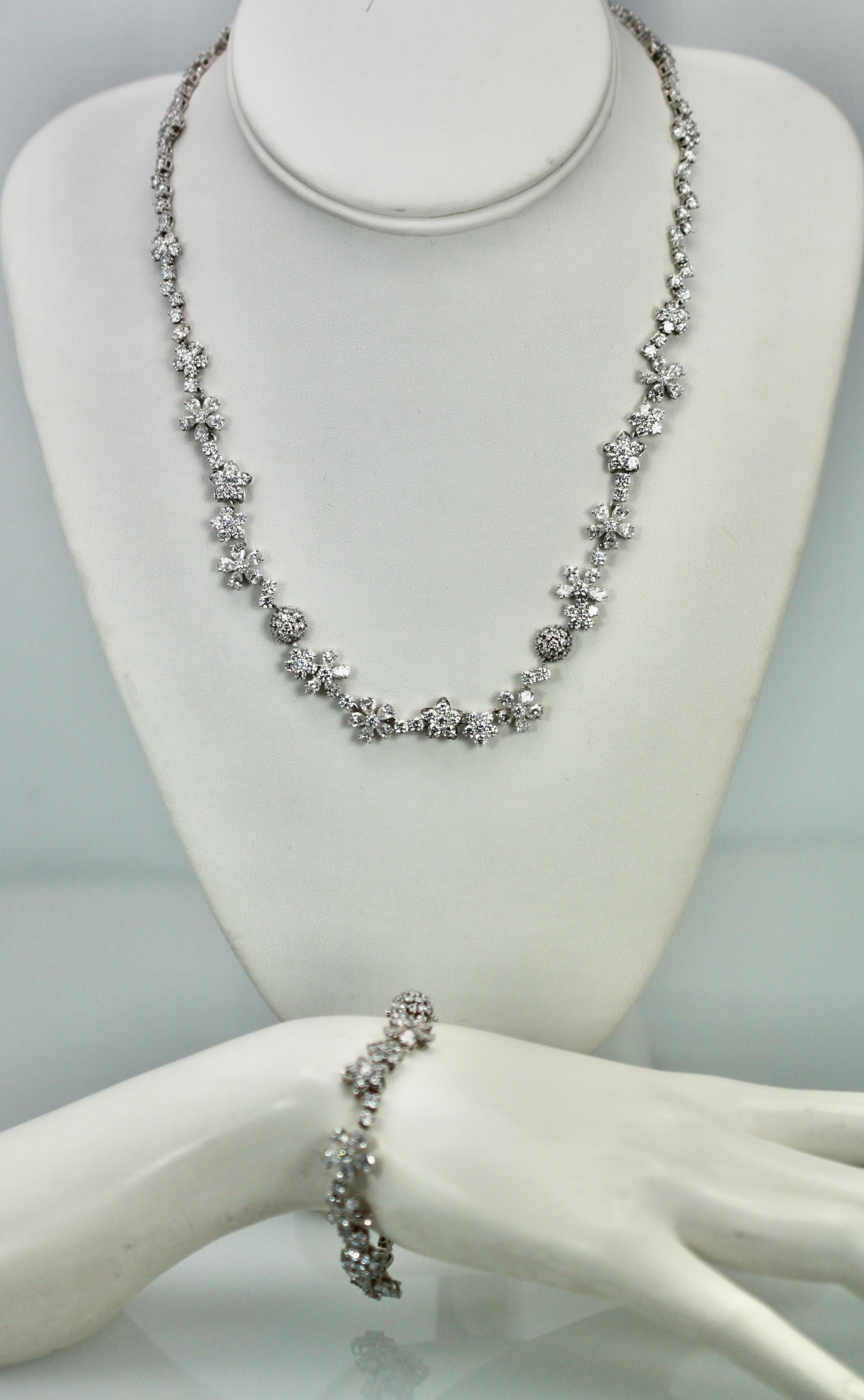 Van Cleef & Arpels High Jewelry Folie des Pres Necklace 23.95 Carat 1