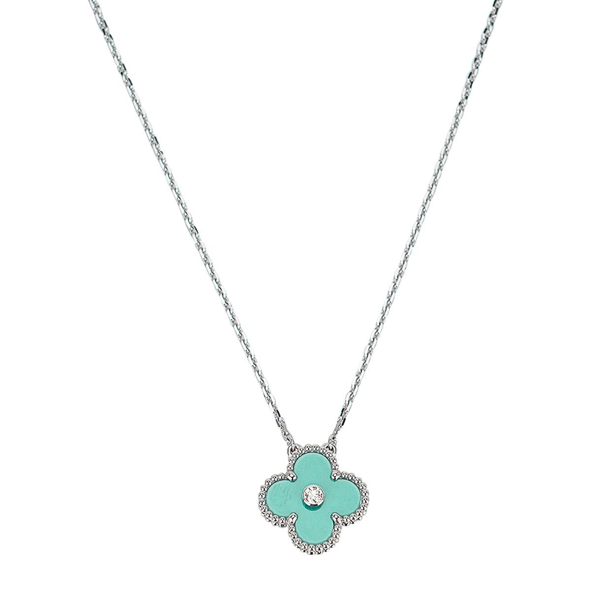 Van Cleef & Arpels Holiday 2022 Alhambra Diamond Pendant Celadon Necklace In New Condition In Miami, FL