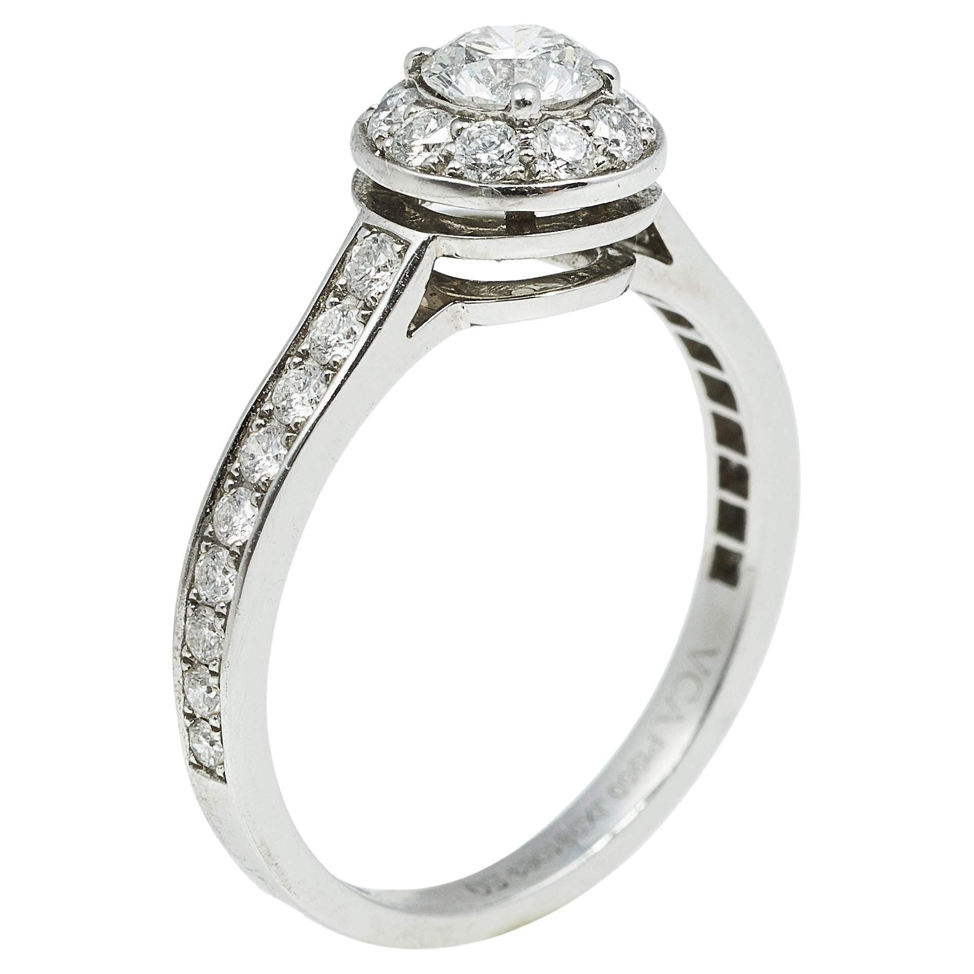 Van Cleef & Arpels Icone Solitare 0.32 ct Diamond Platinum Ring Size 50 For Sale