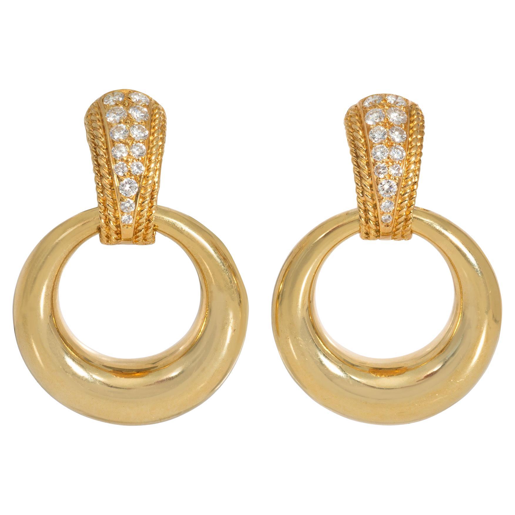 Van Cleef & Arpels austauschbare Ohrringe mit Diamanten und Türklopfer aus Gold