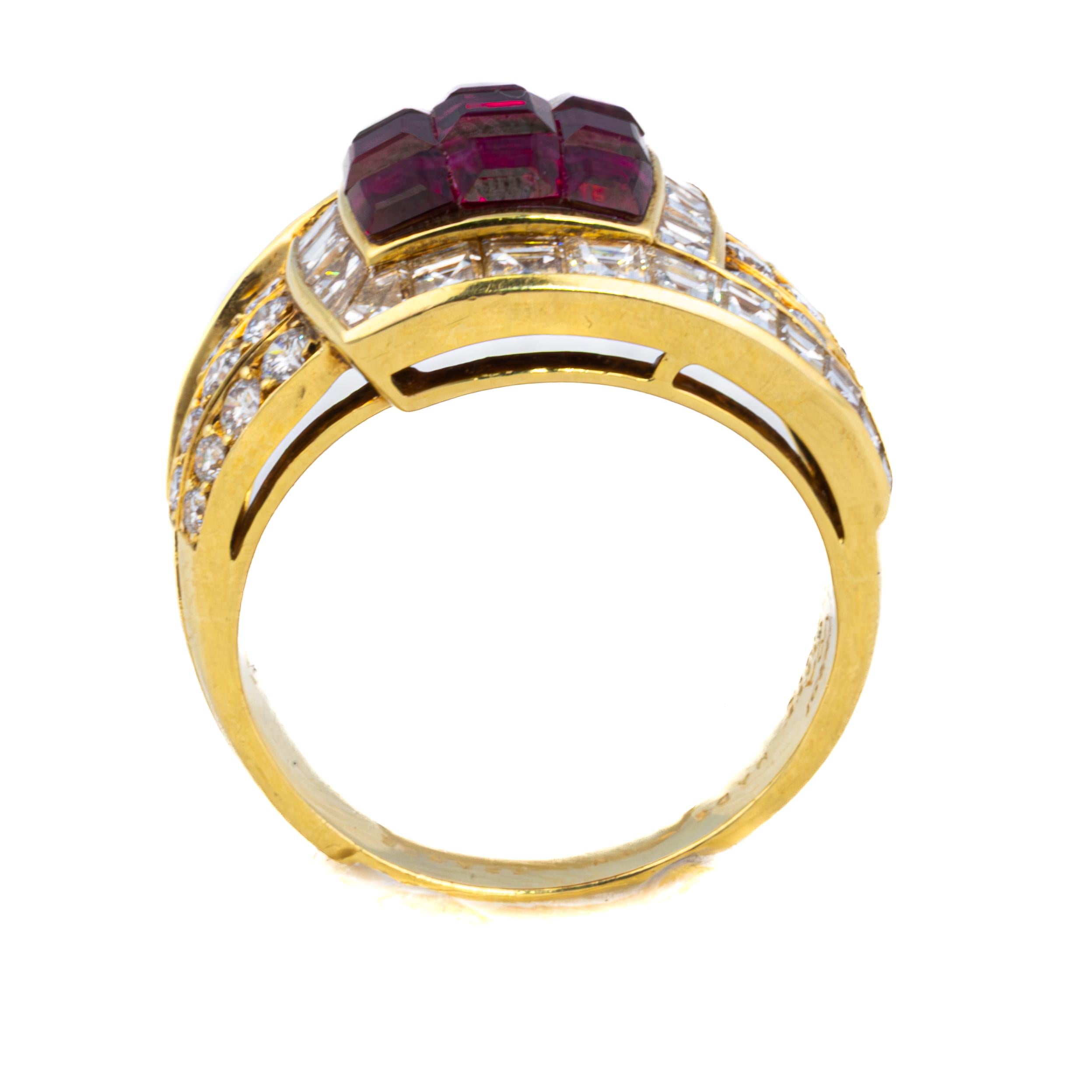 Anillo Van Cleef & Arpels de rubíes y diamantes en engaste invisible Retro en venta