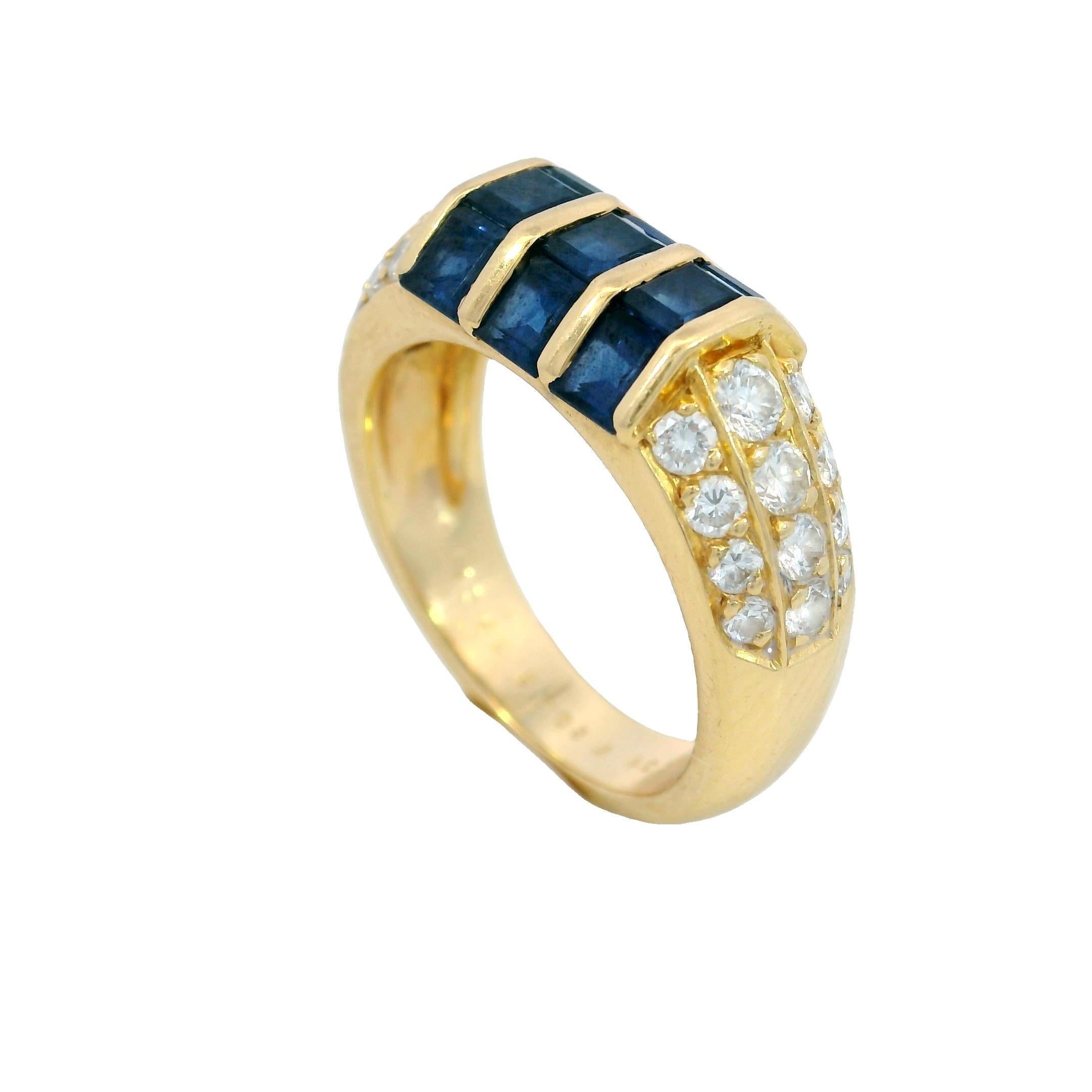 Van Cleef & Arpels Invisibly Set Sapphire Diamond Stacker Ring 18K Yellow Gold (Carréeschliff) im Angebot