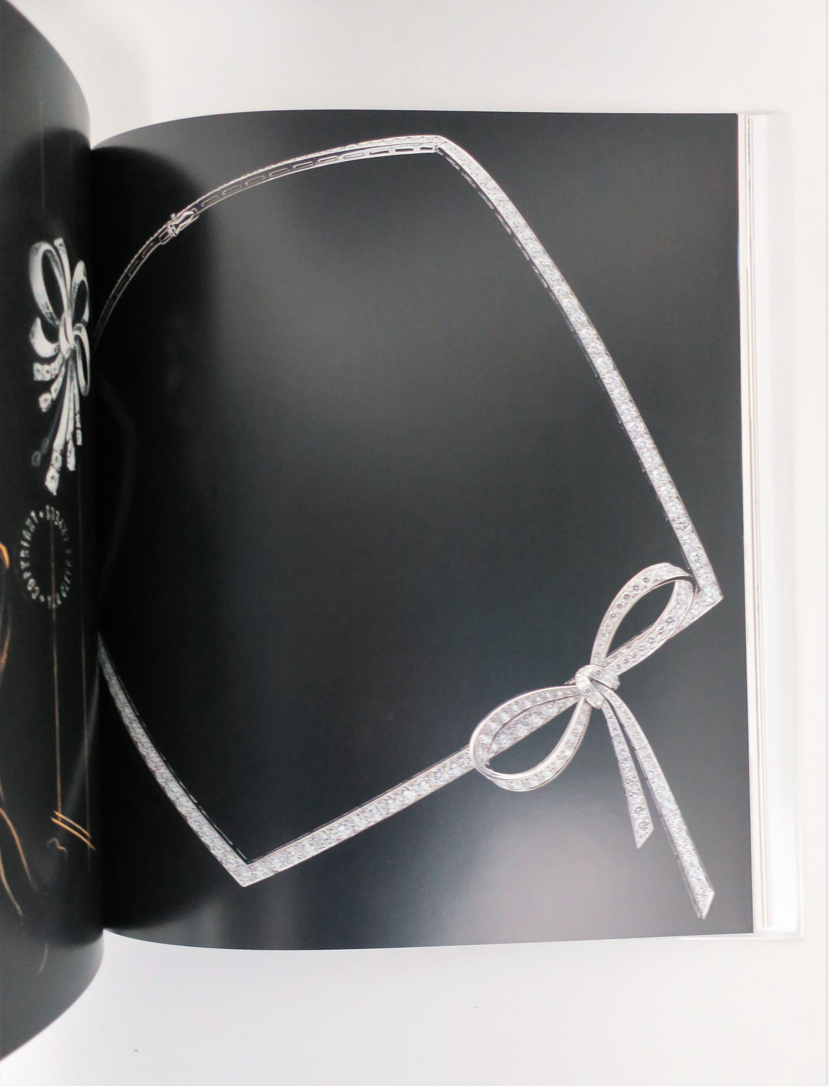 Van Cleef & Arpels Jewelry Coffee Table Book For Sale 9