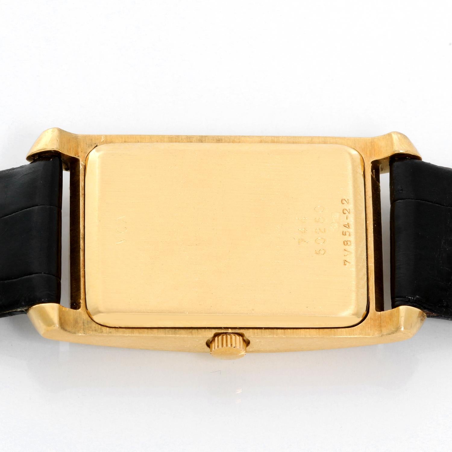 Women's Van Cleef & Arpels Ladies Yellow Gold Quartz Wristwatch